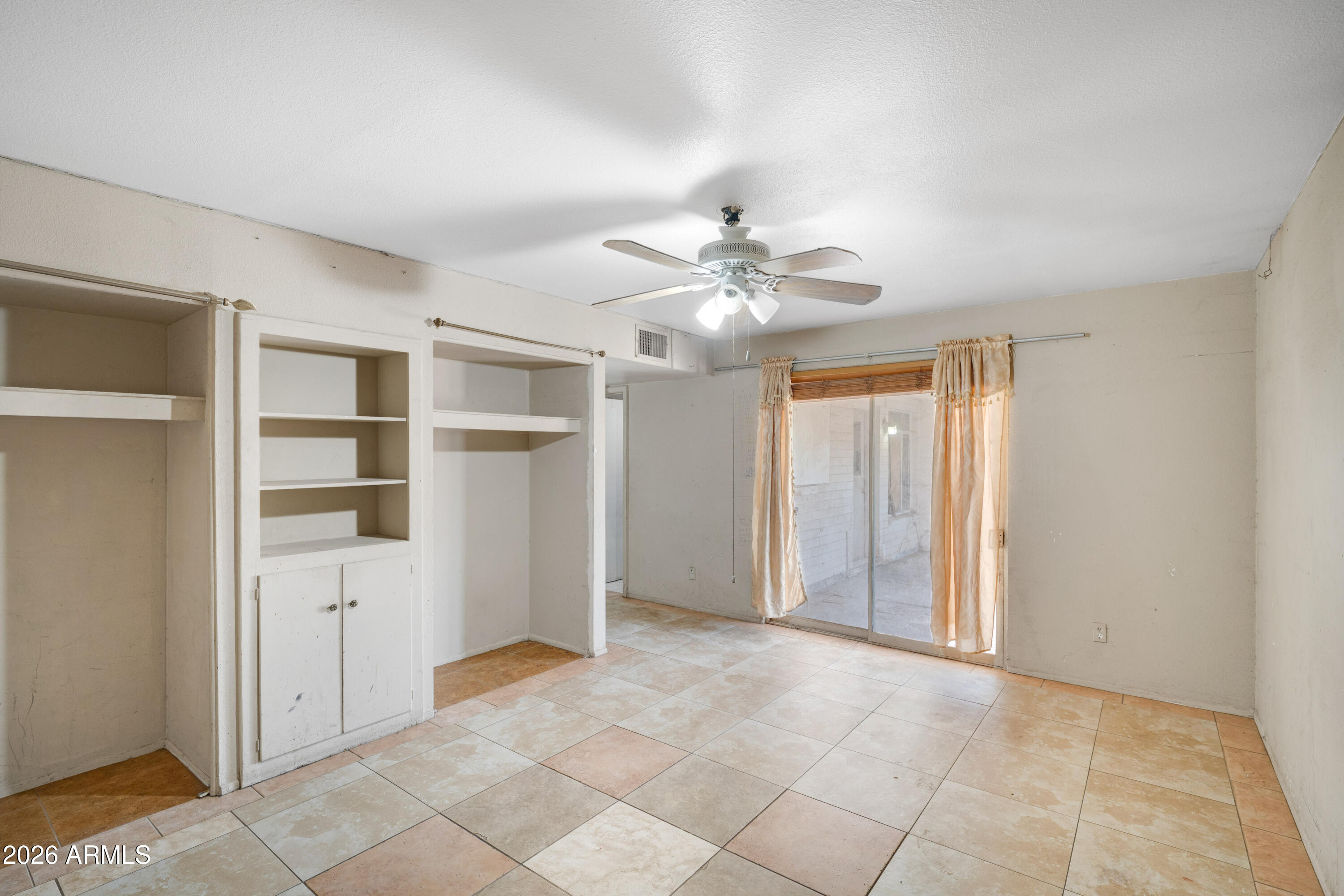 MARYVALE TERRACE 18 LTS 5712-5807#6052-6089 - Residential