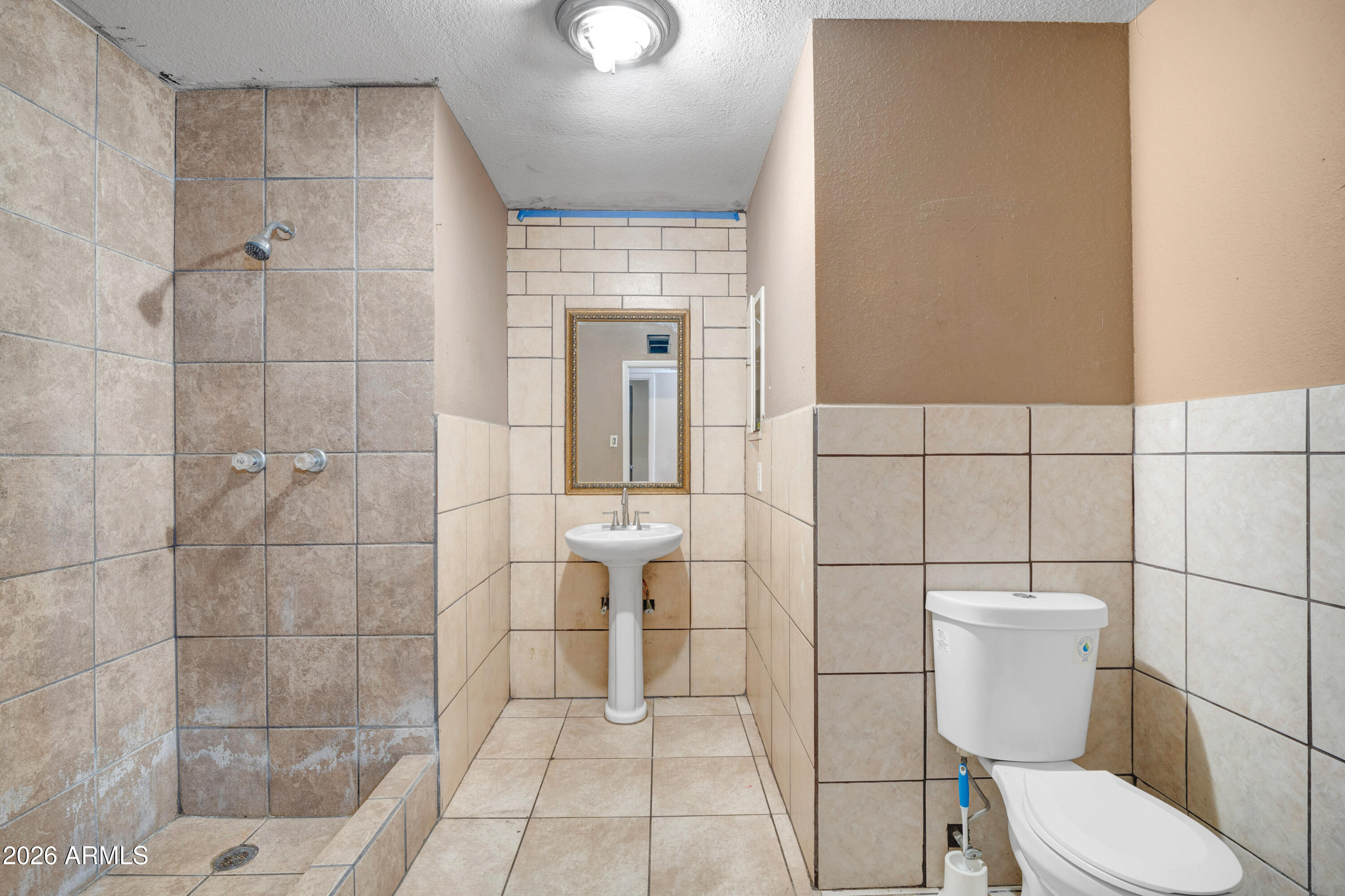 MARYVALE TERRACE 18 LTS 5712-5807#6052-6089 - Residential