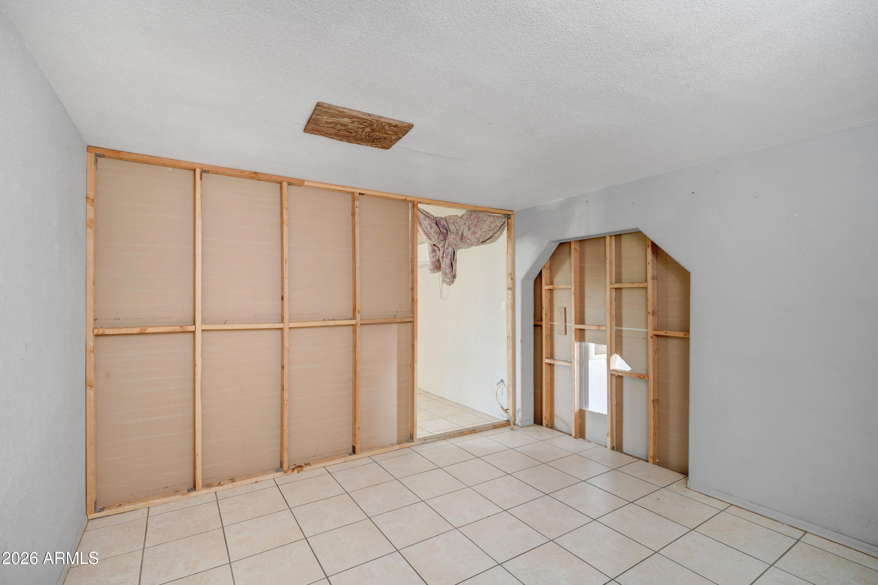 MARYVALE TERRACE 18 LTS 5712-5807#6052-6089 - Residential