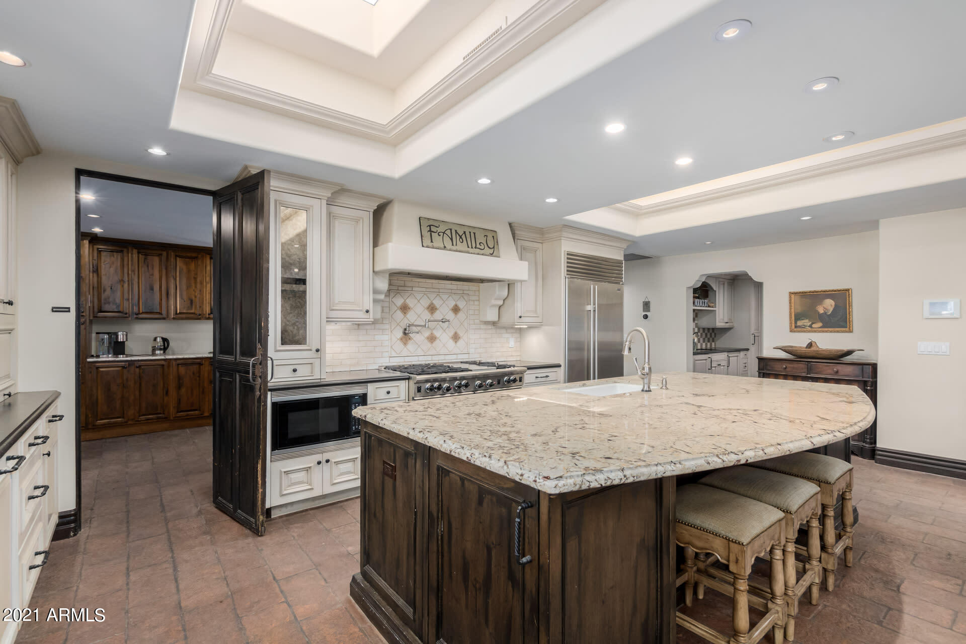 GOLF VIEW ESTATES - Residential