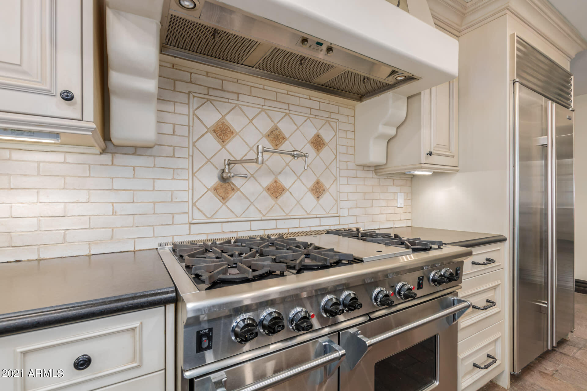 GOLF VIEW ESTATES - Residential