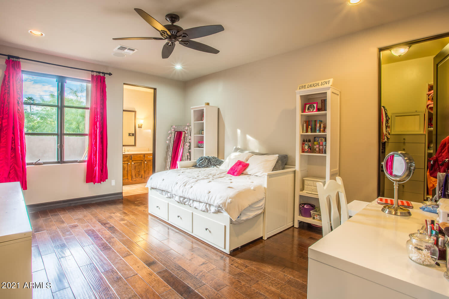 GOLF VIEW ESTATES - Residential