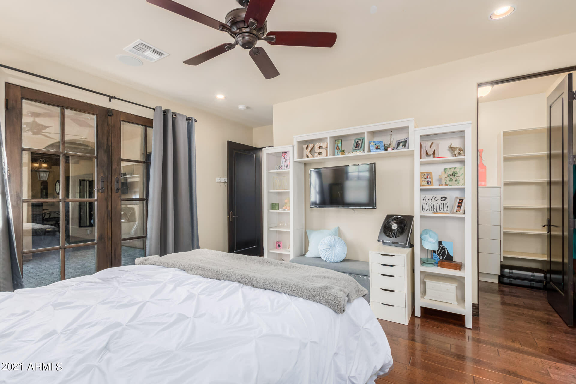 GOLF VIEW ESTATES - Residential