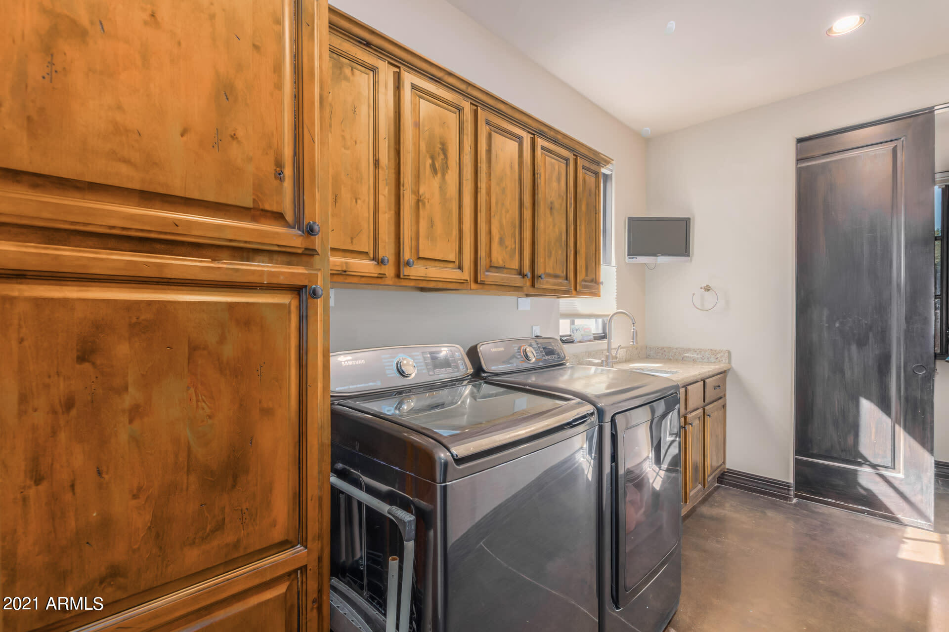 GOLF VIEW ESTATES - Residential