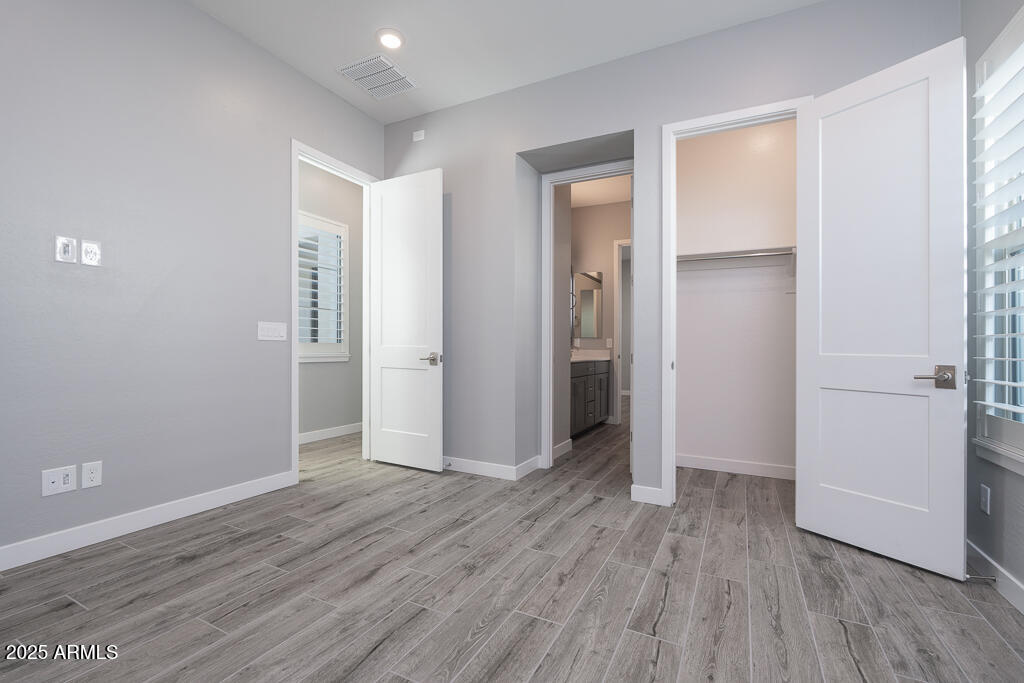 WHISPERING HILLS - Residential