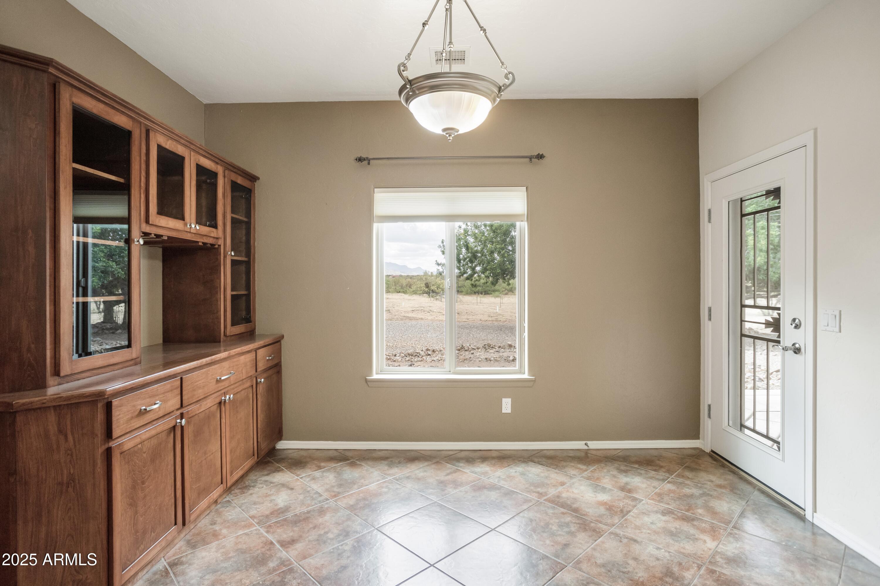 LOS RANCHOS - Residential