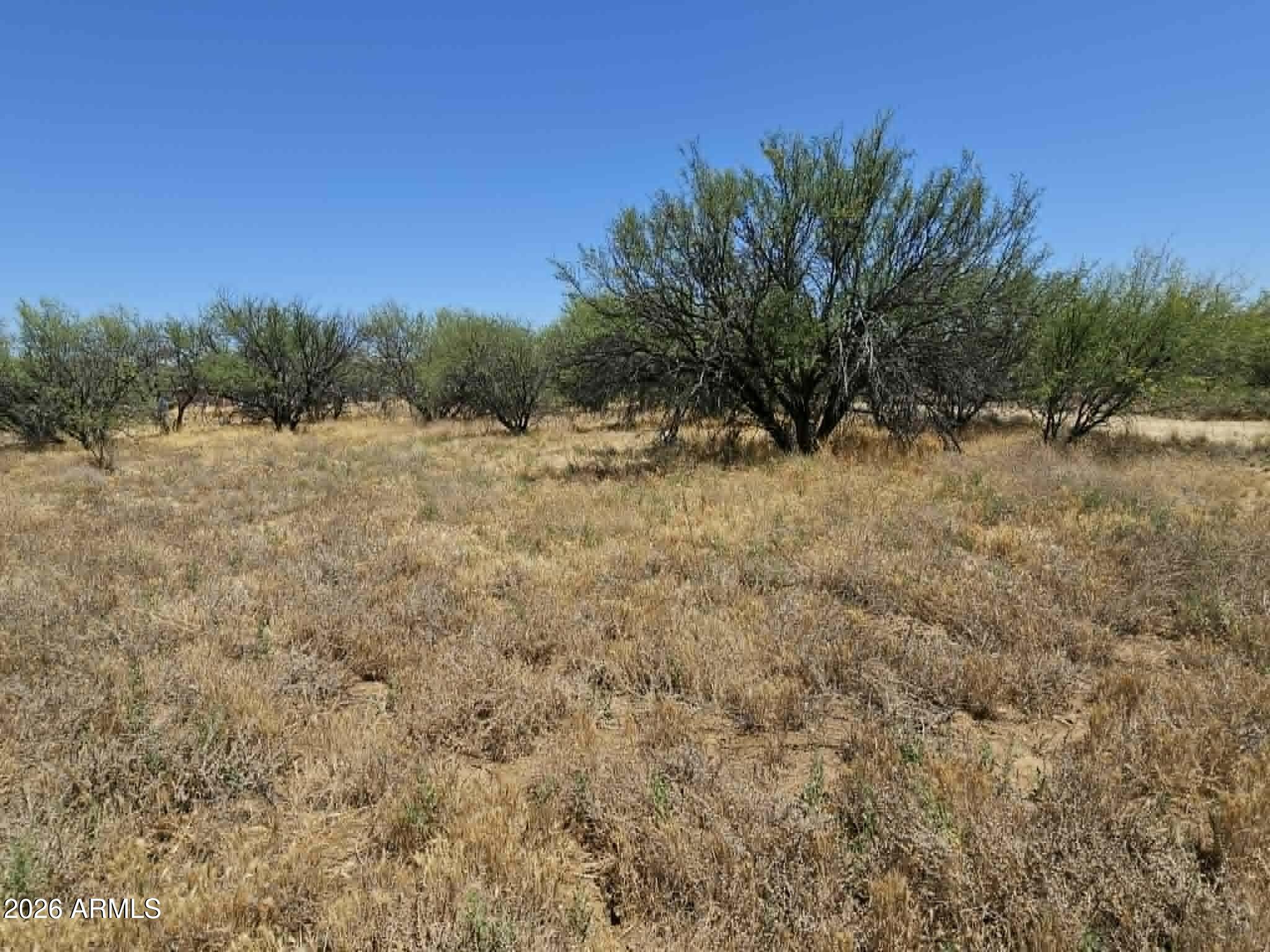 OWNER MAY CARRY! NO HOA!

Level residential lot in the growing community of Cordes Lakes with beautiful mountain views.

Manufactured homes are allowed, offering flexibility for a variety of residential plans. Power is nearby, a private water company serves the area, and telephone and internet services are available through local providers.

Conveniently located just minutes from I-17 with easy access to Phoenix, Prescott Valley, Sedona, and Flagstaff. Ideal for a future homesite, weekend retreat, or long-term investment. Buyer is encouraged to exercise due diligence to verify all utilities, zoning, access, and intended land use.
