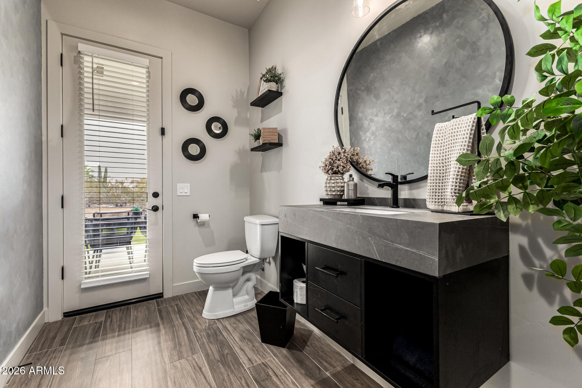 BETTER THAN A MODEL! Very Custom Designer Home on 1 Acre lot, Future set up for RV/Casita! - Residential