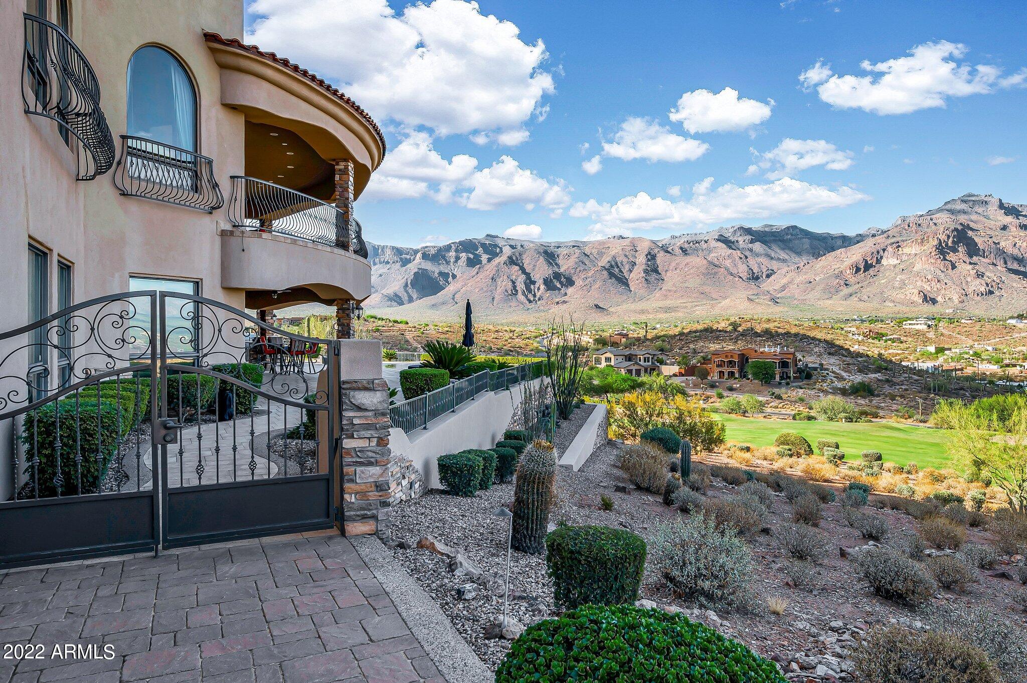VISTA DEL CORAZON - Residential