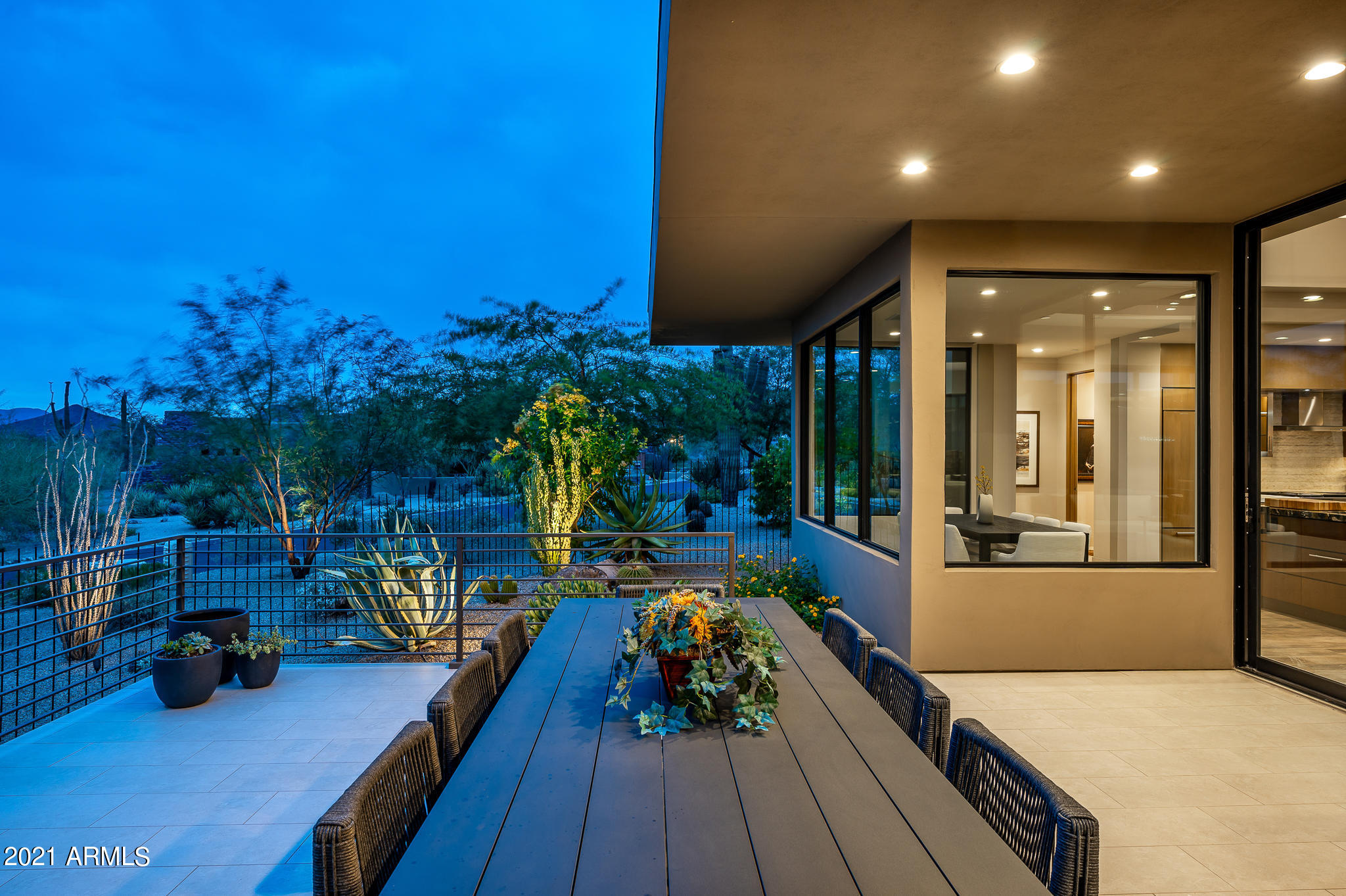 ESTANCIA - Residential