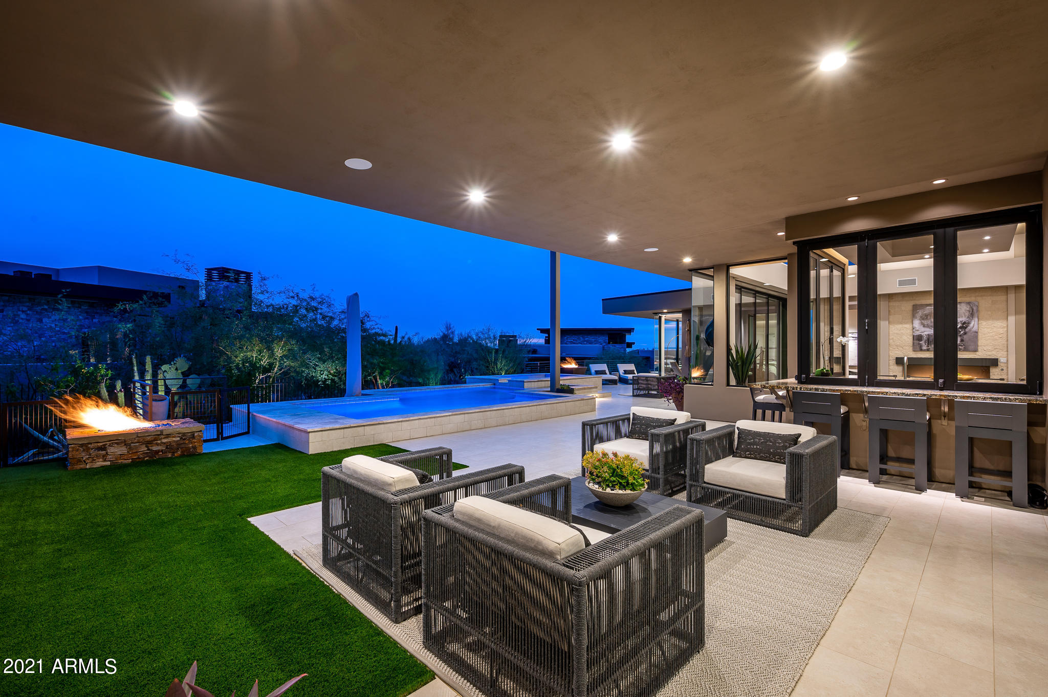 ESTANCIA - Residential