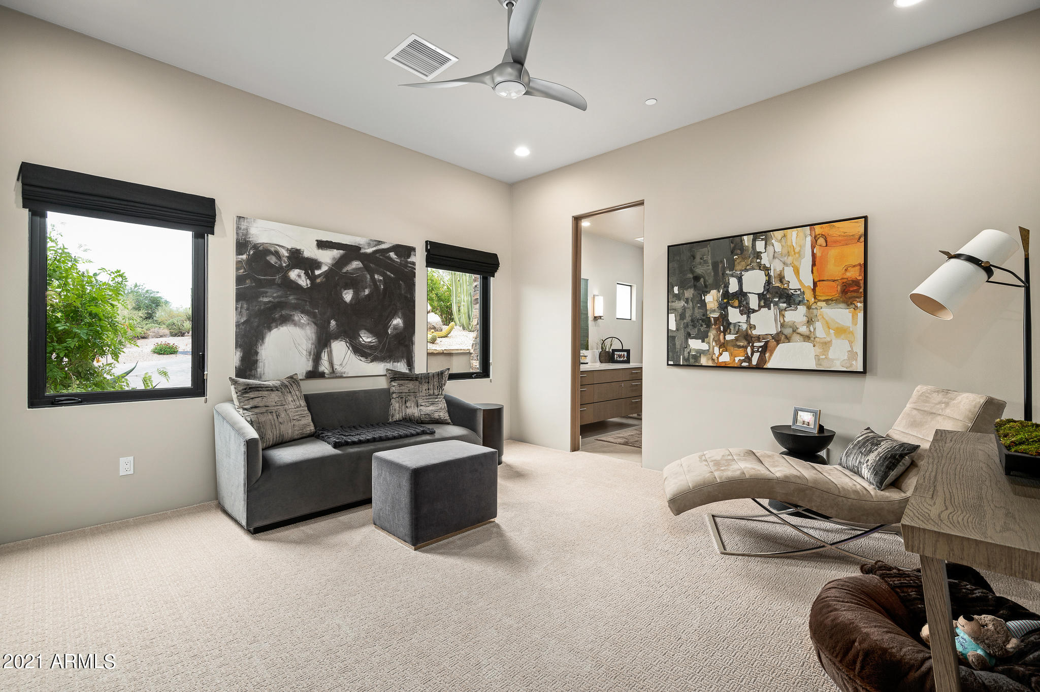 ESTANCIA - Residential