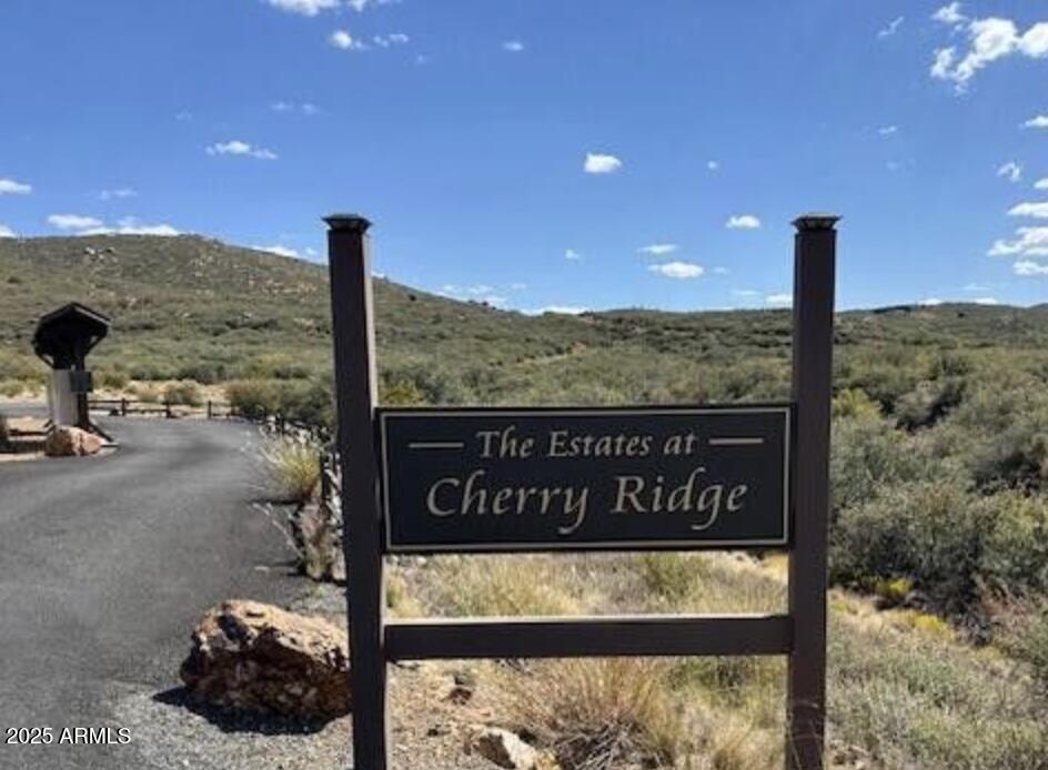 THE ESTATES AT CHERRY RIDGE - Land