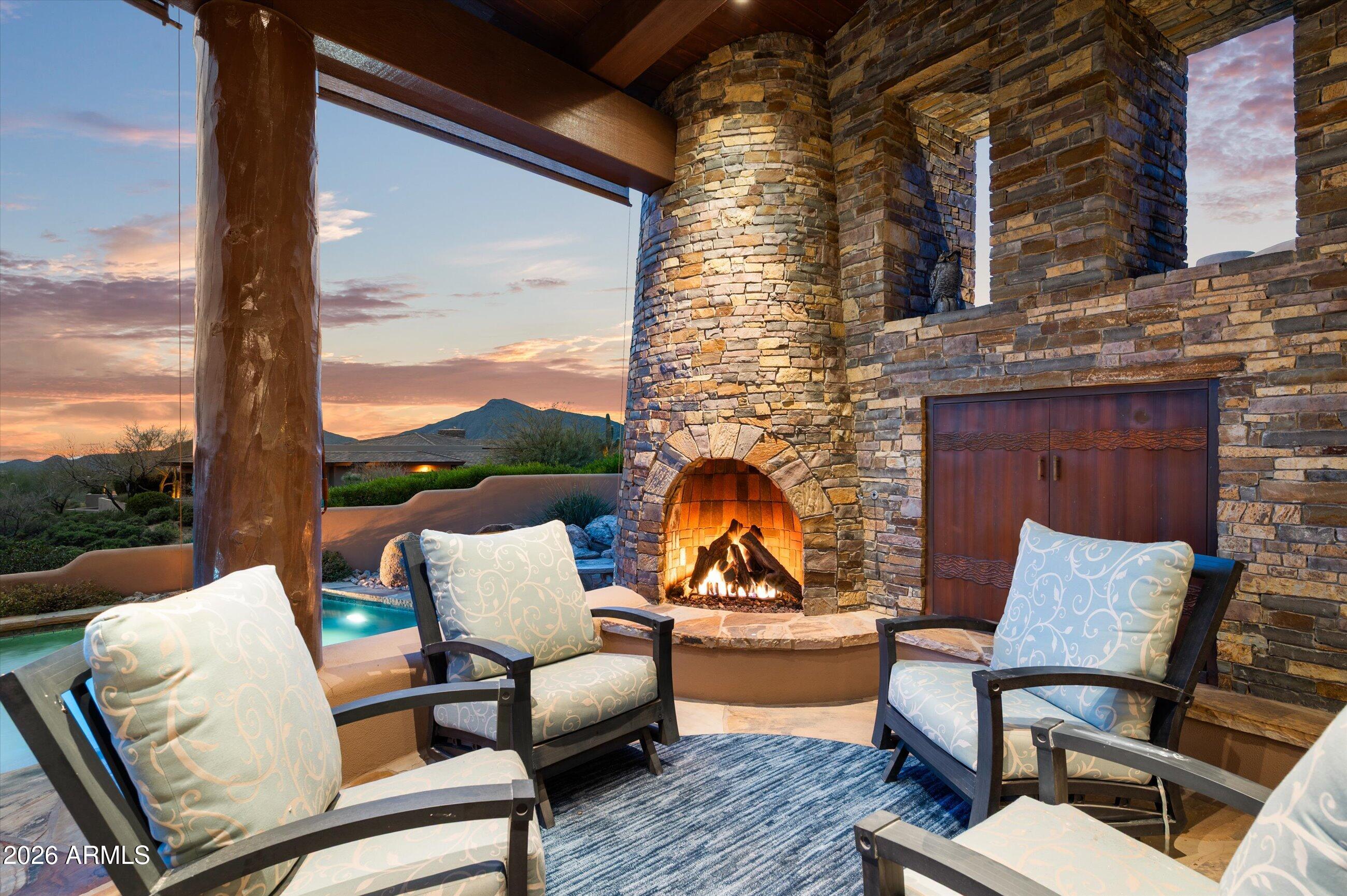 DESERT MOUNTAIN - Residential