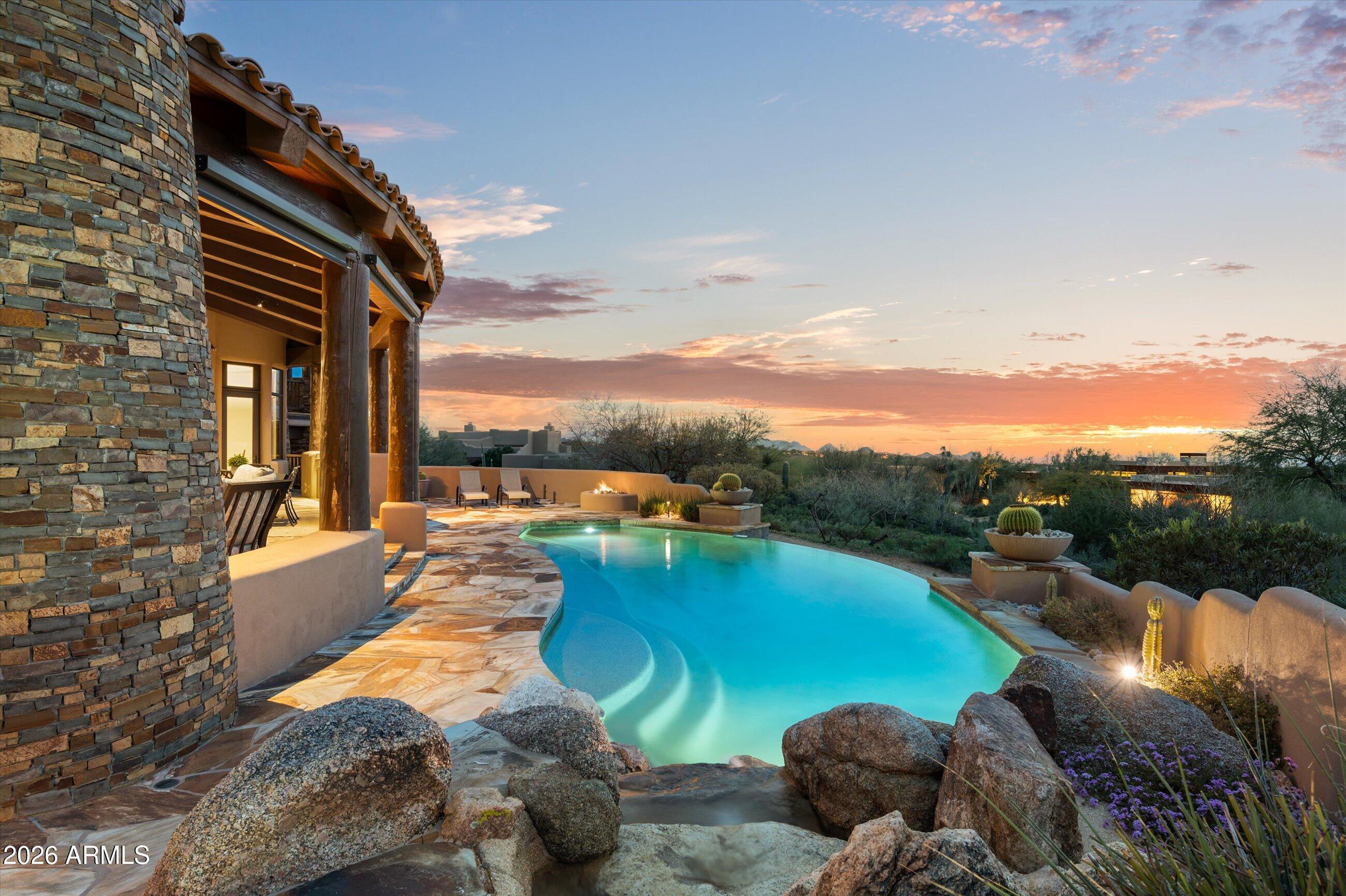 DESERT MOUNTAIN - Residential