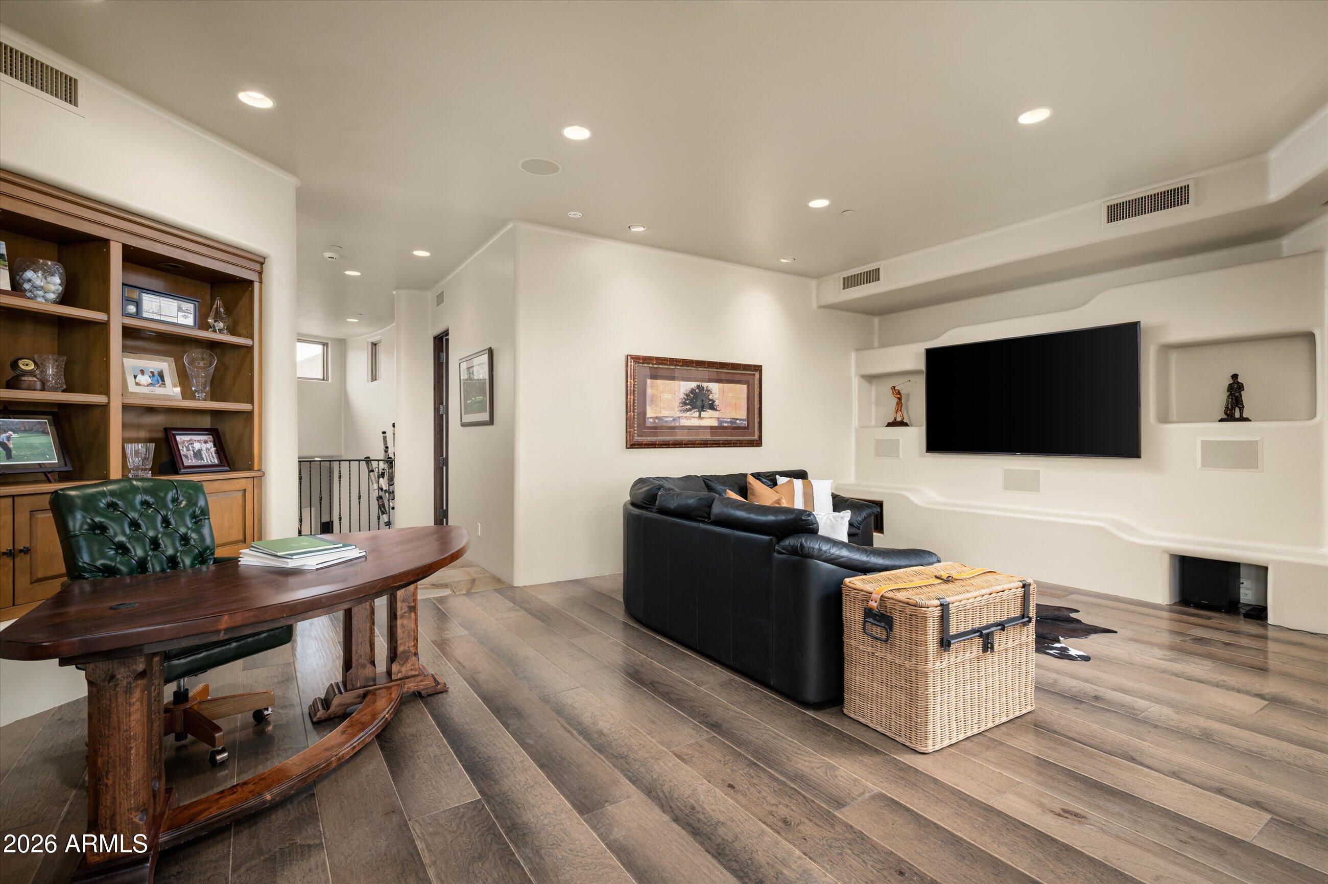DESERT MOUNTAIN - Residential