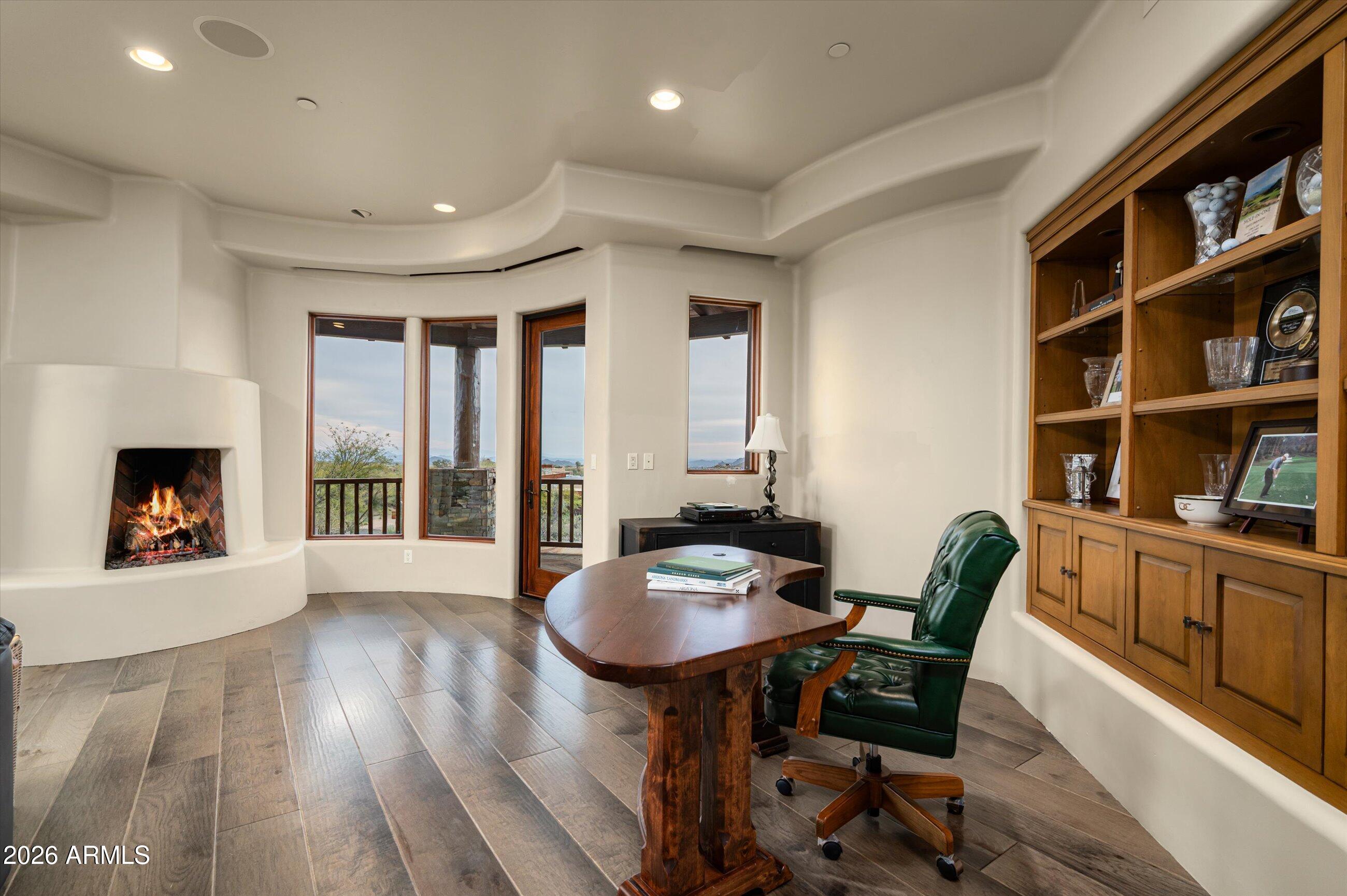 DESERT MOUNTAIN - Residential