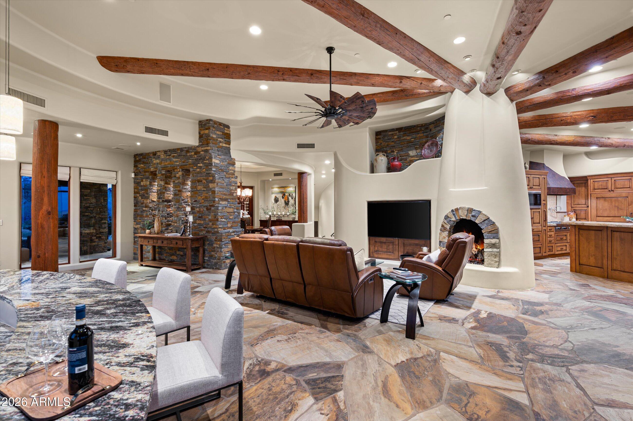 DESERT MOUNTAIN - Residential