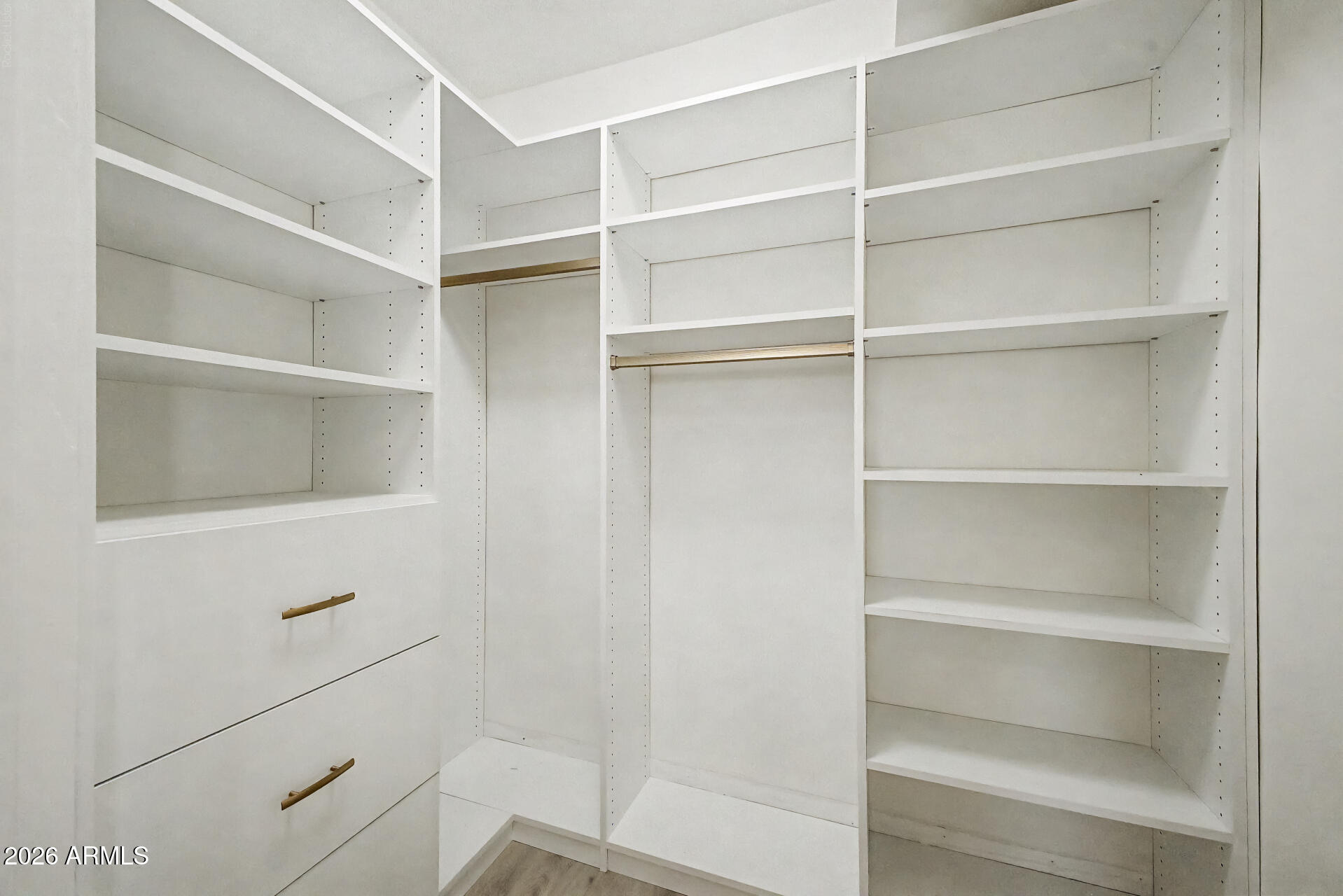 VILLA DEL ORO UNIT 2 - Residential