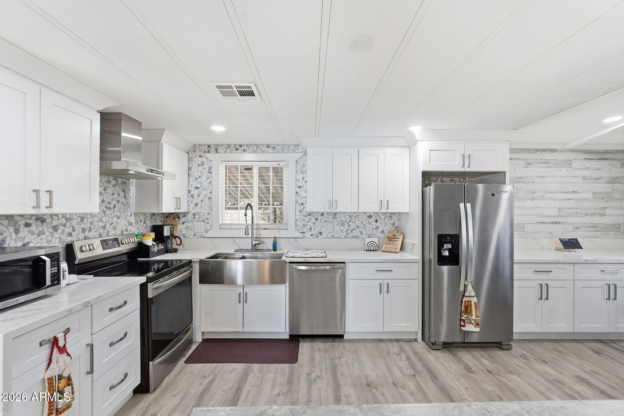 Experience easy Arizona living, a beautifully Fully remodeled North Phoenix Mobile home designed for comfort and convenience with stunning Views. Updated throughout in 2022, this inviting residence blends modern style with warm, functional living spaces perfect for relaxing or entertaining. Enjoy added peace of mind with new windows 2022, new roof, and HVAC system completed in 2025. Community Center features Heated Pool & Spa, Pickle Ball, Gym and more. Located near Lookout Mountain Preserve, residents enjoy easy access to hiking, golf, shopping, dining, and major freeways while still enjoying the feel of a quiet neighborhood. Ideal as a full-time residence, seasonal retreat, or lock-and-leave home, this property offers the perfect blend of modern updates and North Phoenix lifestyle living