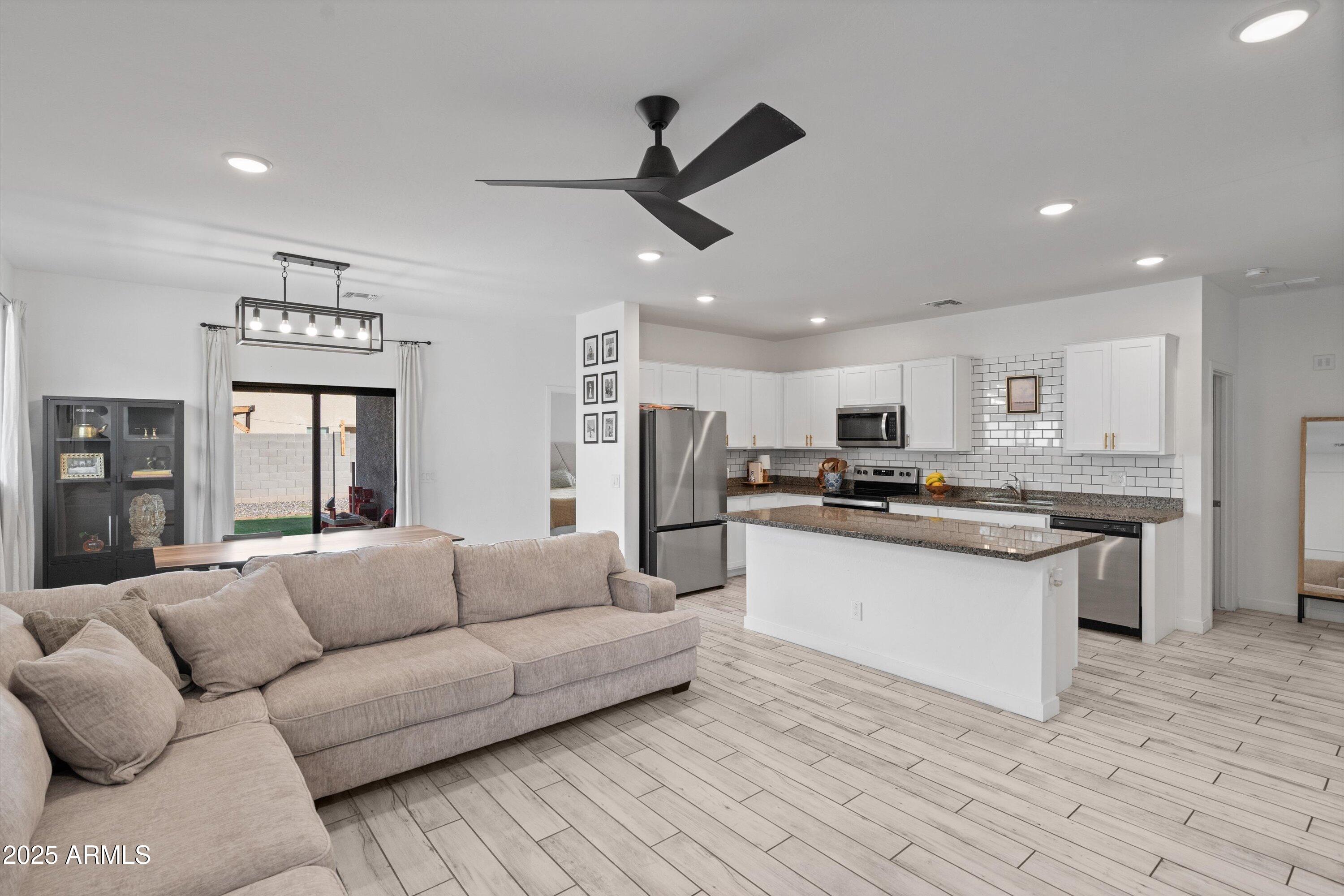 SUNSET FARMS PARCEL 4 - Residential