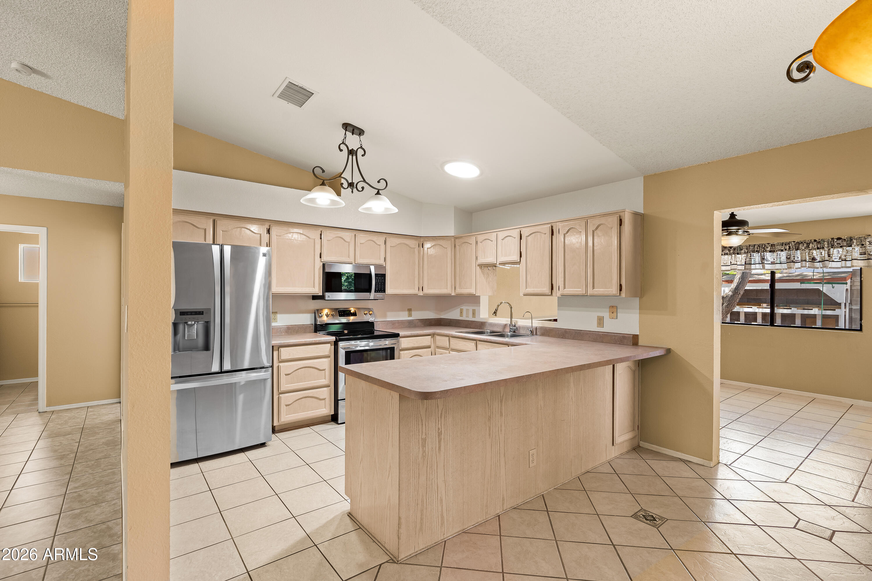 SHADOW RIDGE - Residential