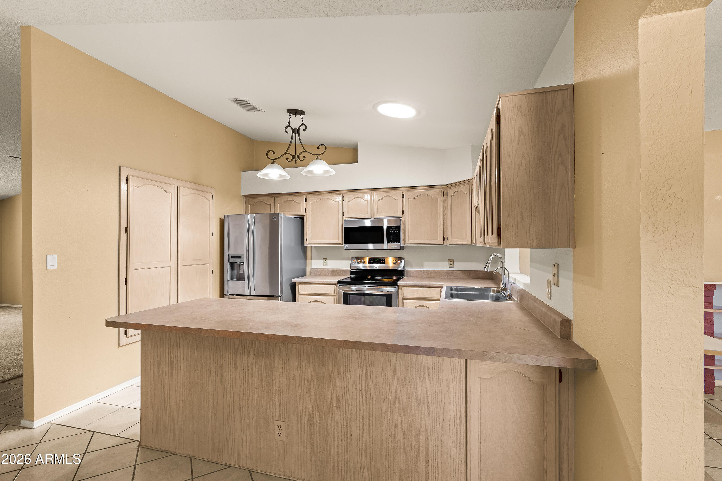 SHADOW RIDGE - Residential