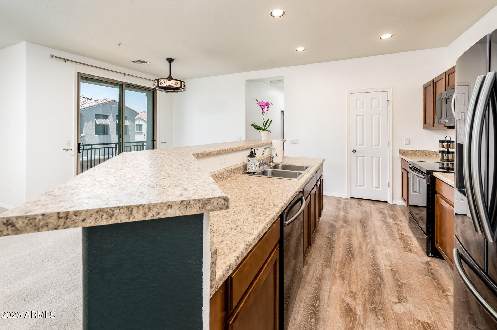 HUNTER RIDGE PHASE 2 CONDOMINIUM - Residential