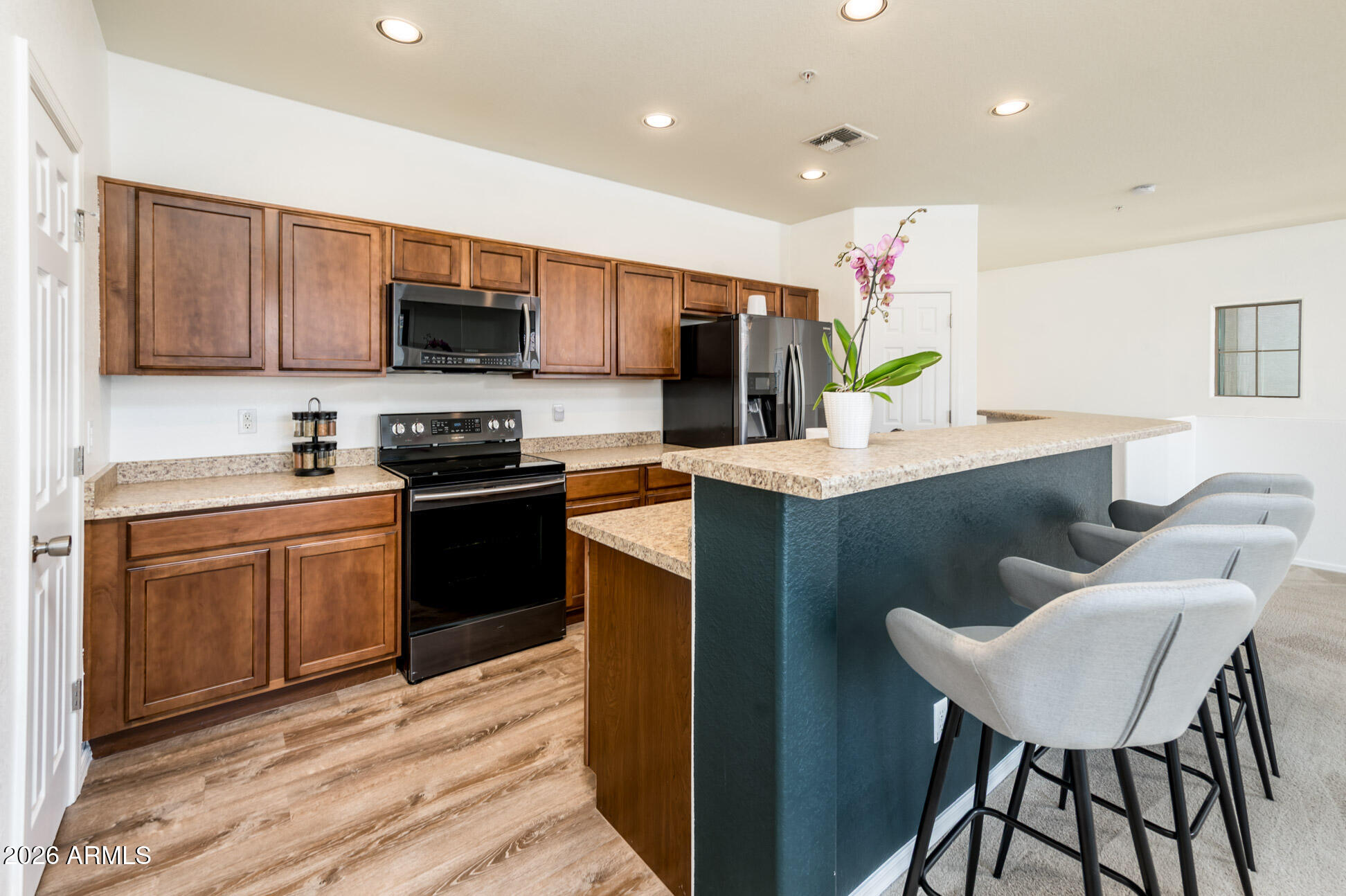 HUNTER RIDGE PHASE 2 CONDOMINIUM - Residential