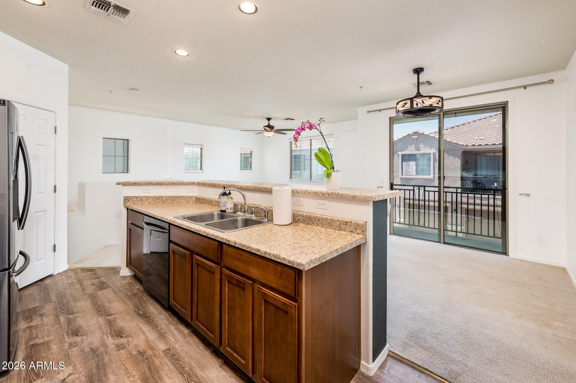 HUNTER RIDGE PHASE 2 CONDOMINIUM - Residential