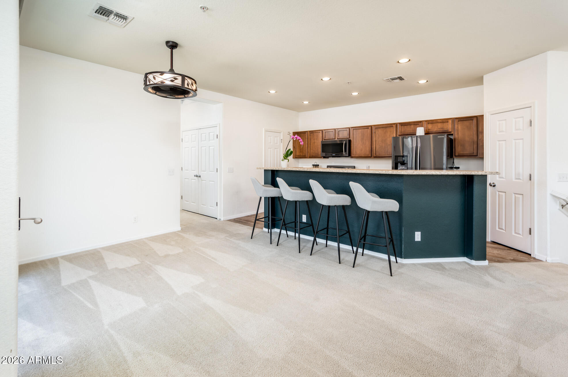 HUNTER RIDGE PHASE 2 CONDOMINIUM - Residential