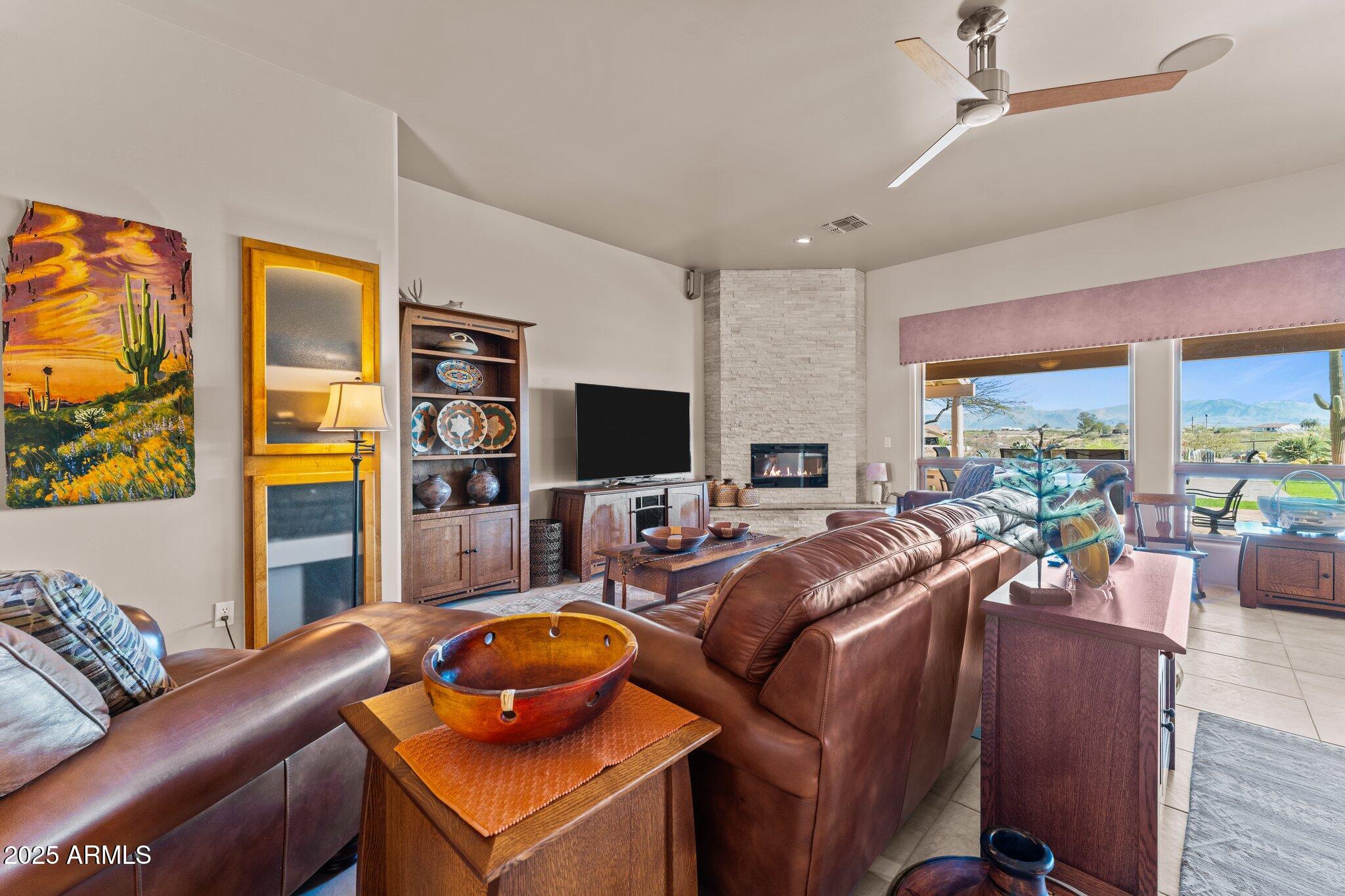 NINE IRON RANCH - Residential