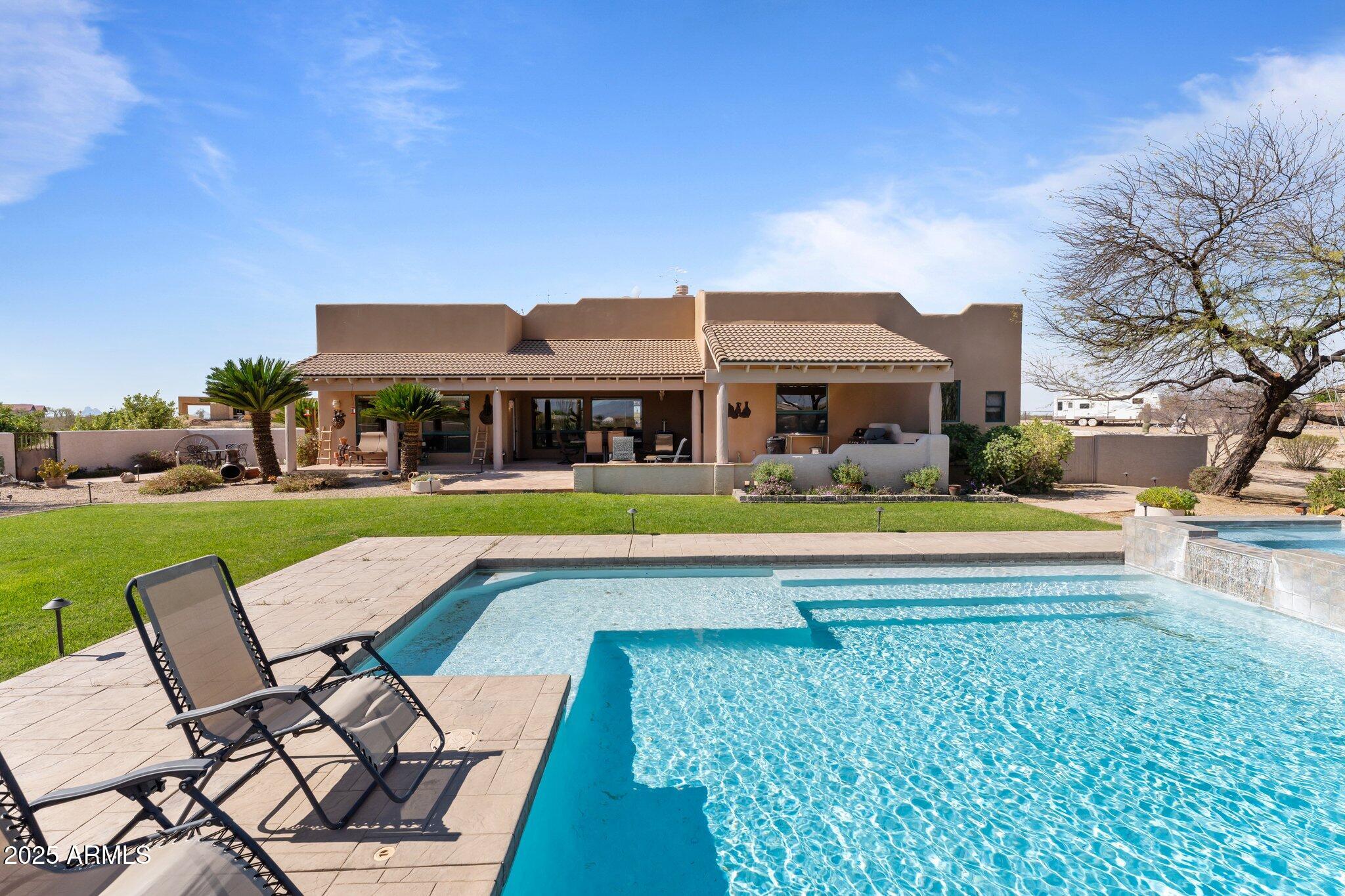 NINE IRON RANCH - Residential