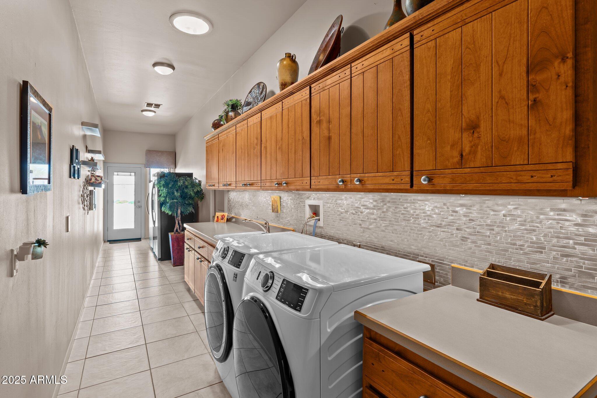 NINE IRON RANCH - Residential