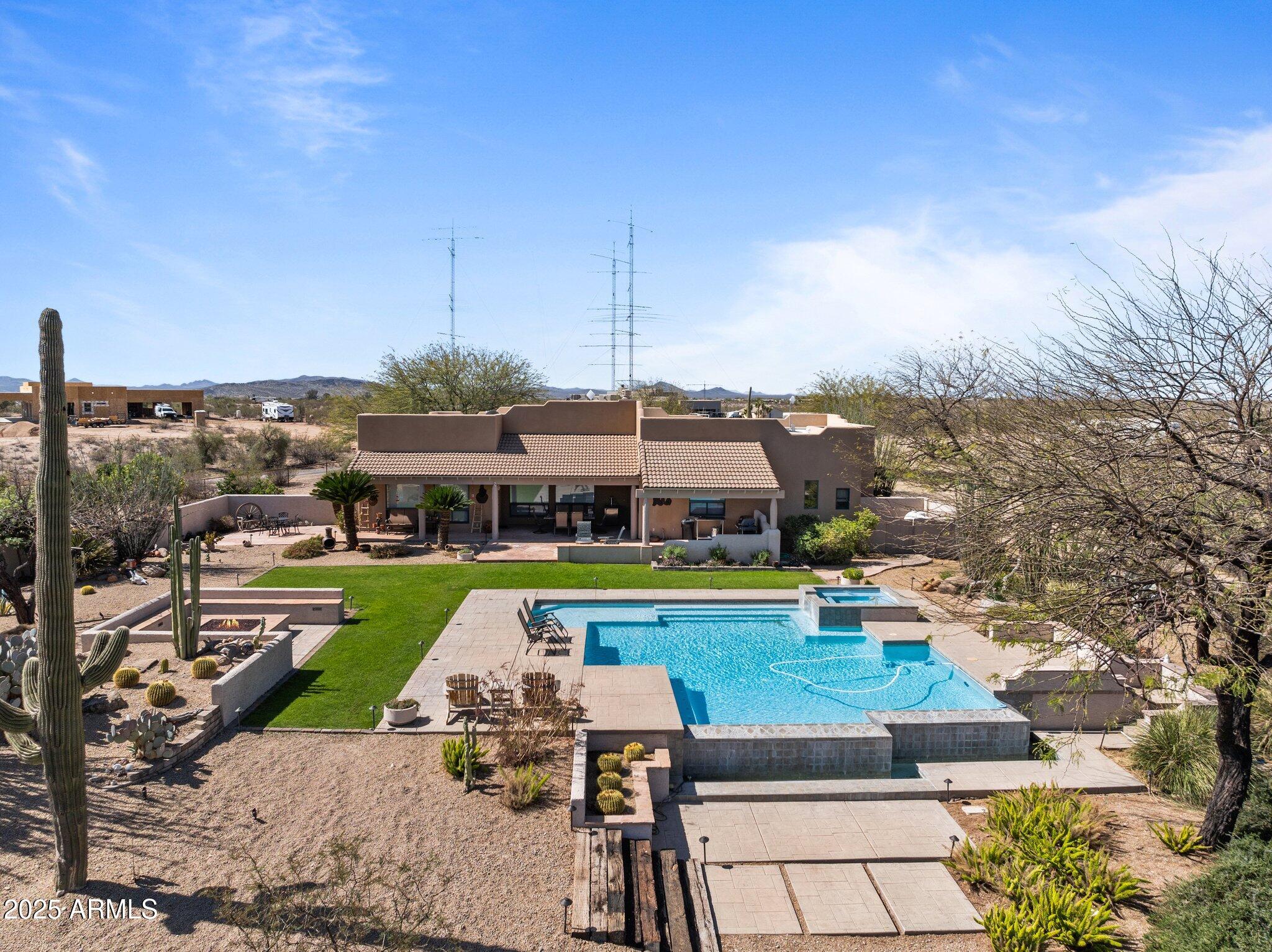 NINE IRON RANCH - Residential
