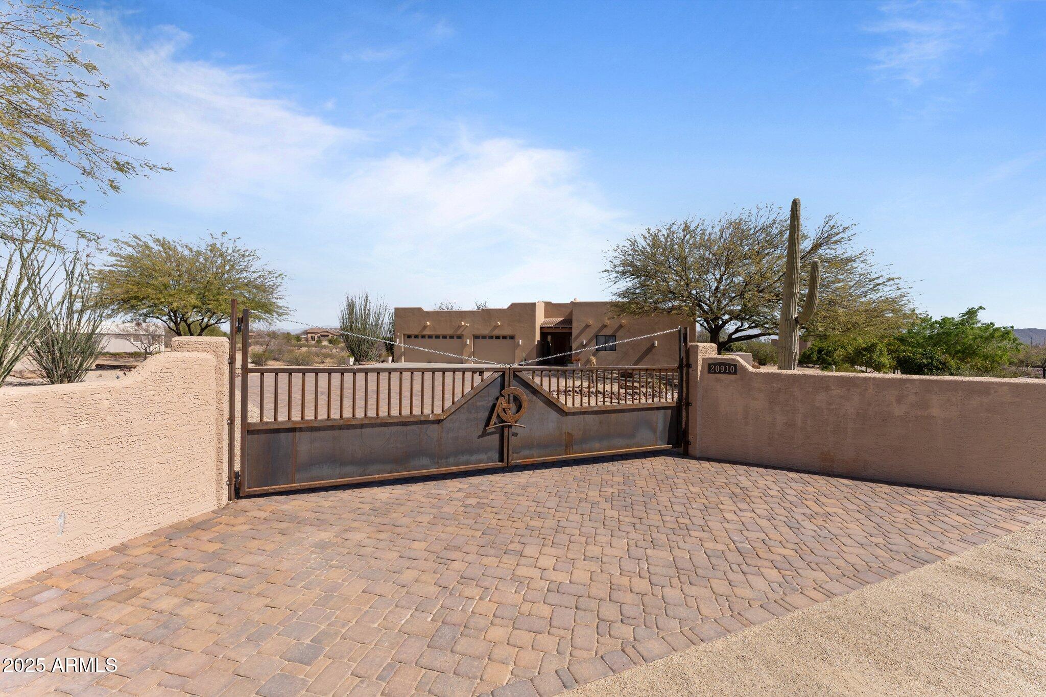 NINE IRON RANCH - Residential