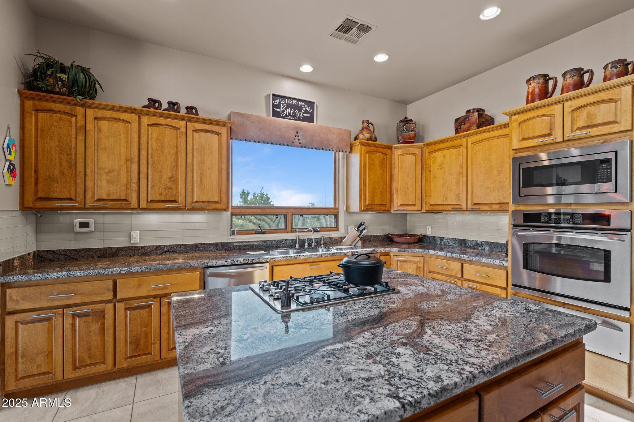 NINE IRON RANCH - Residential