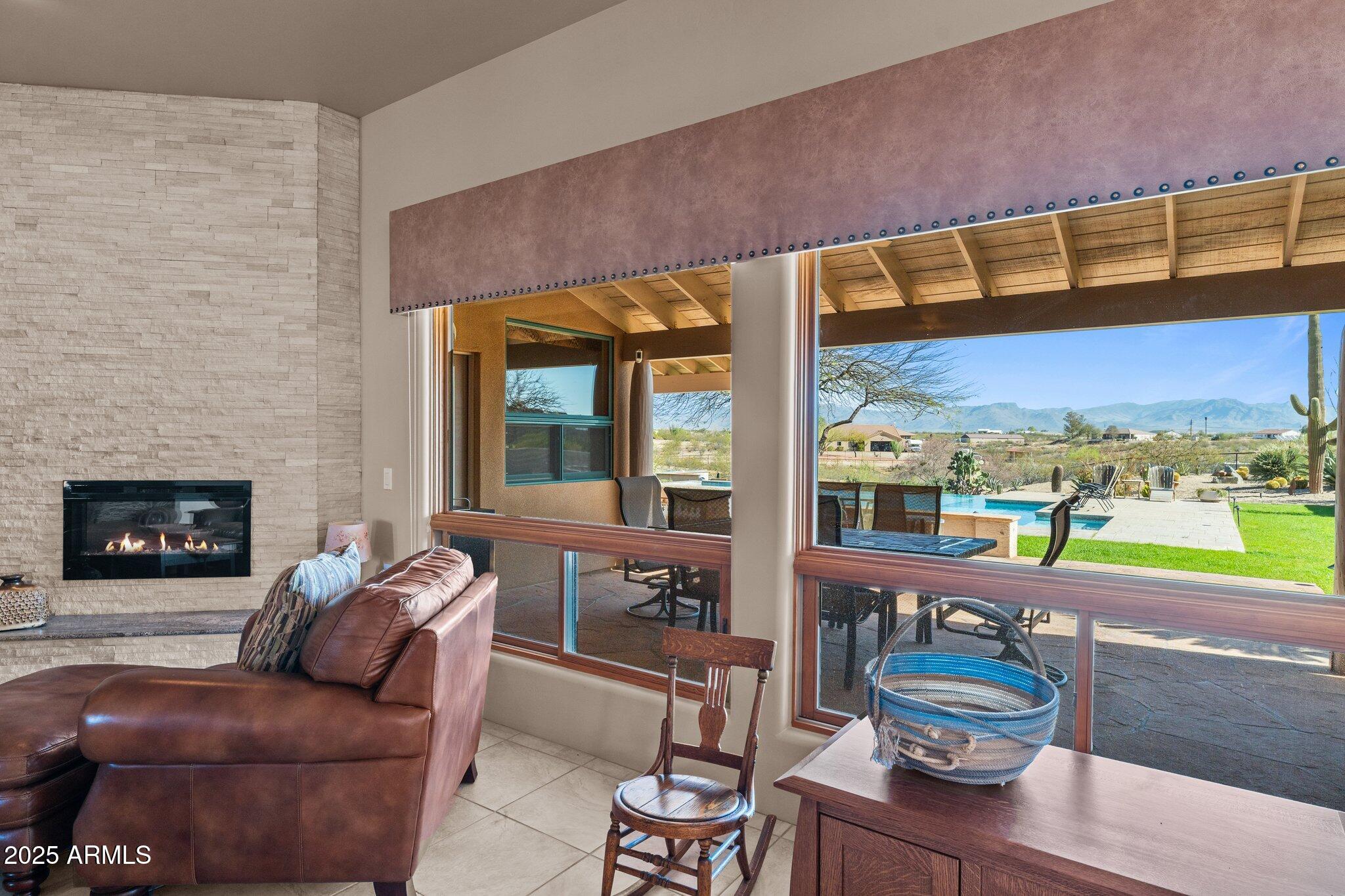 NINE IRON RANCH - Residential