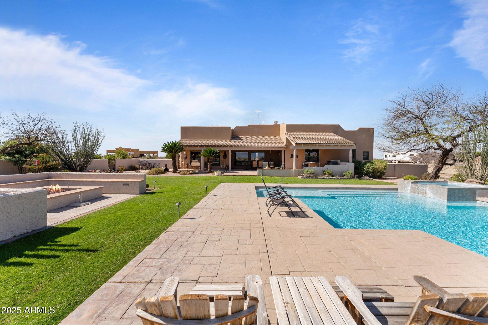 NINE IRON RANCH - Residential