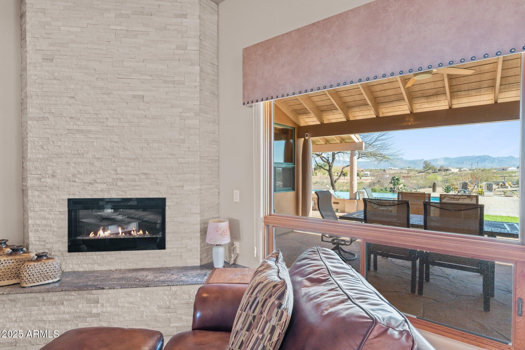 NINE IRON RANCH - Residential