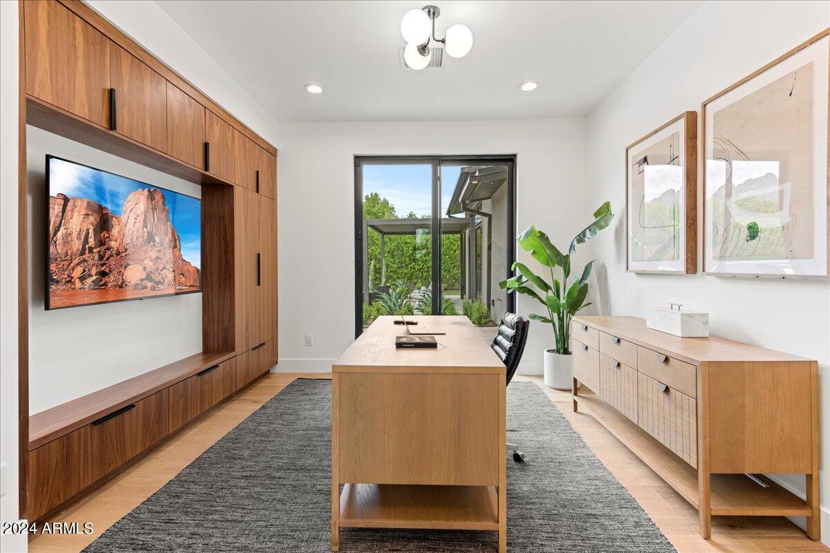SAVOY ESTATES 2 - Residential