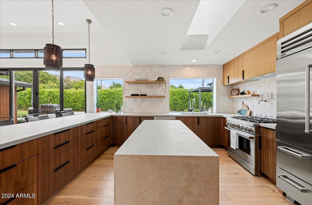 SAVOY ESTATES 2 - Residential