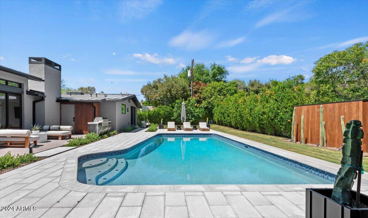 SAVOY ESTATES 2 - Residential