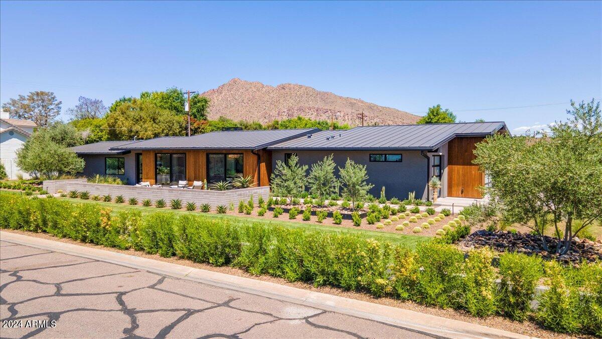 SAVOY ESTATES 2 - Residential