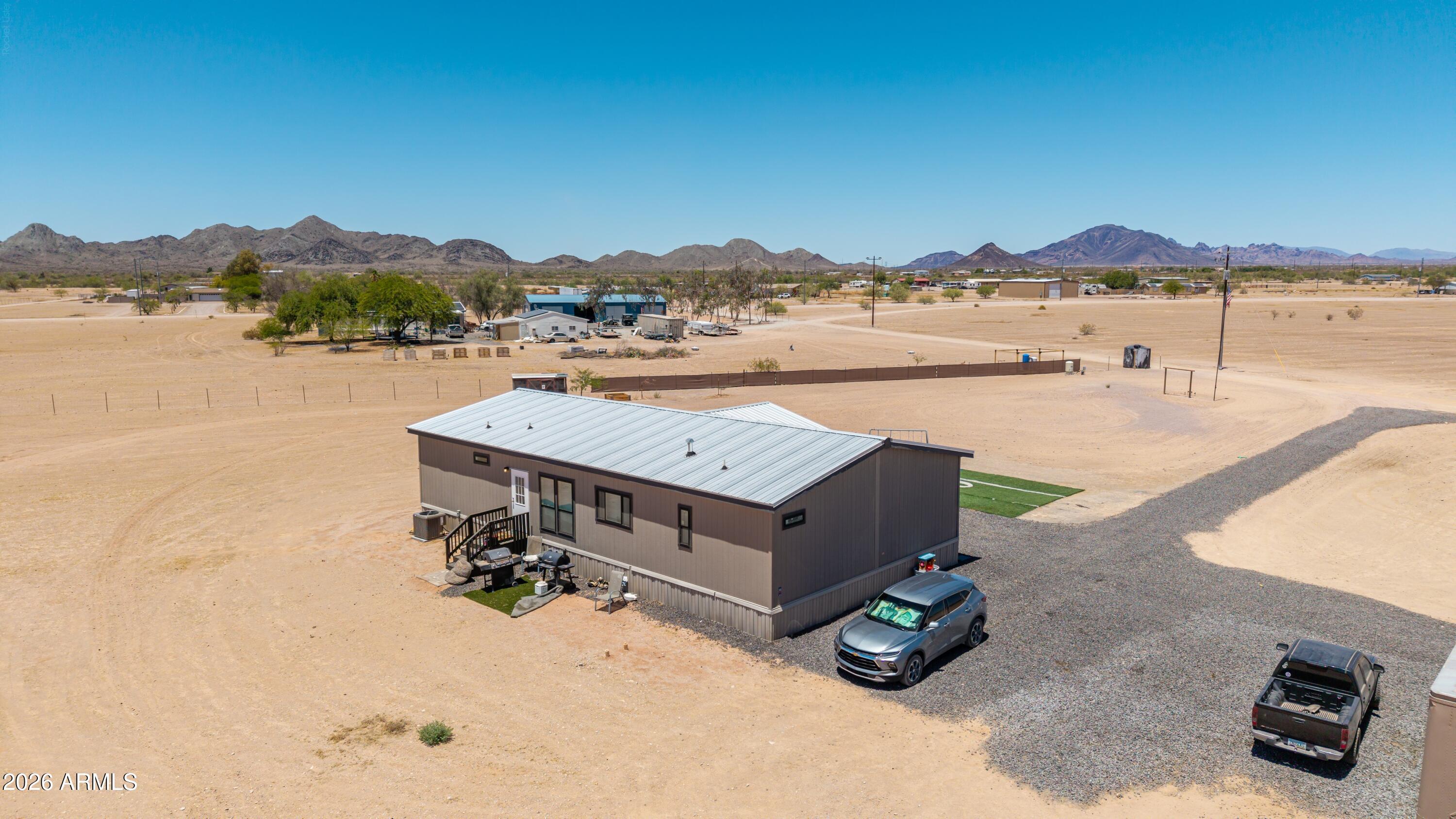 SADDLE VISTA - Residential