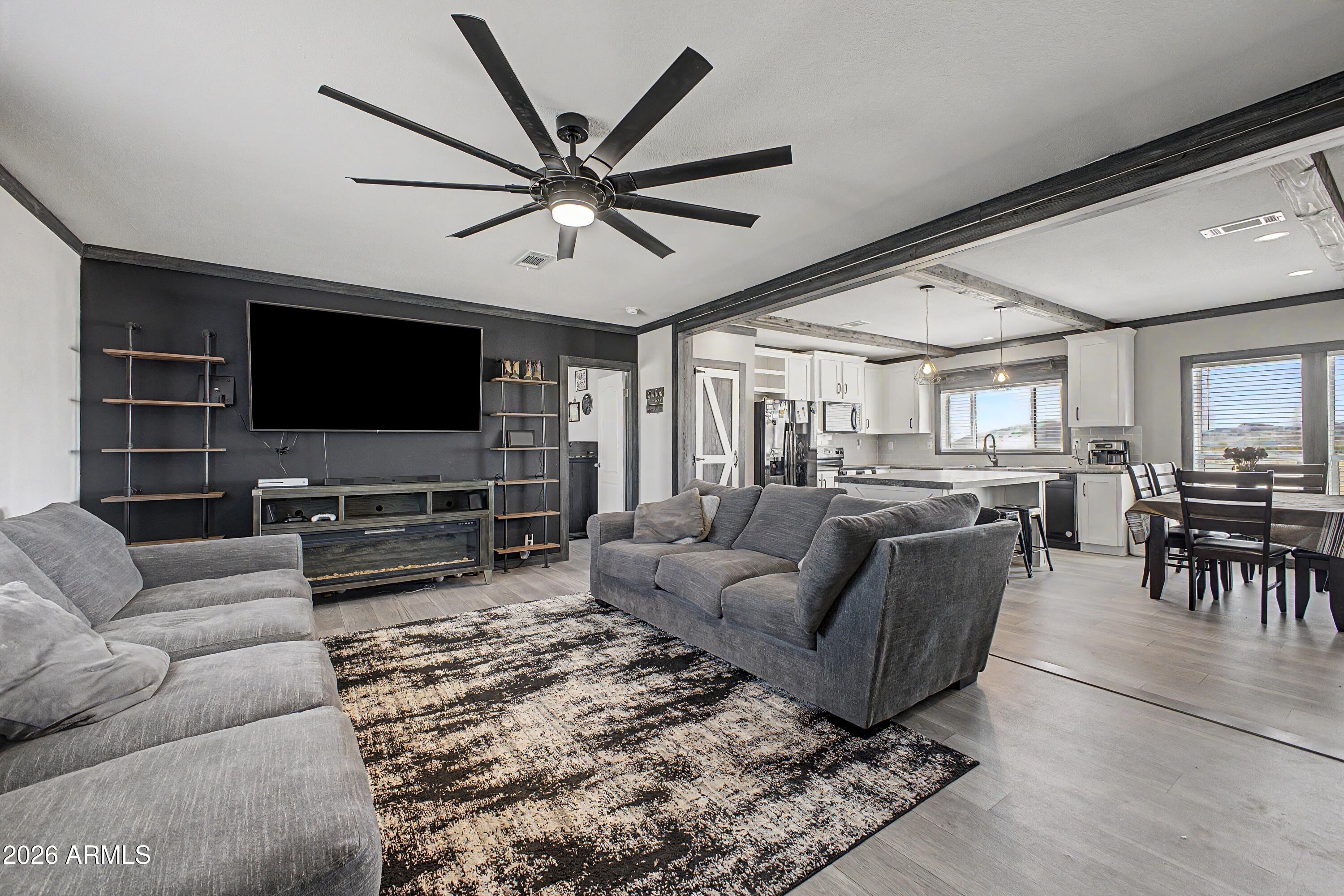 SADDLE VISTA - Residential