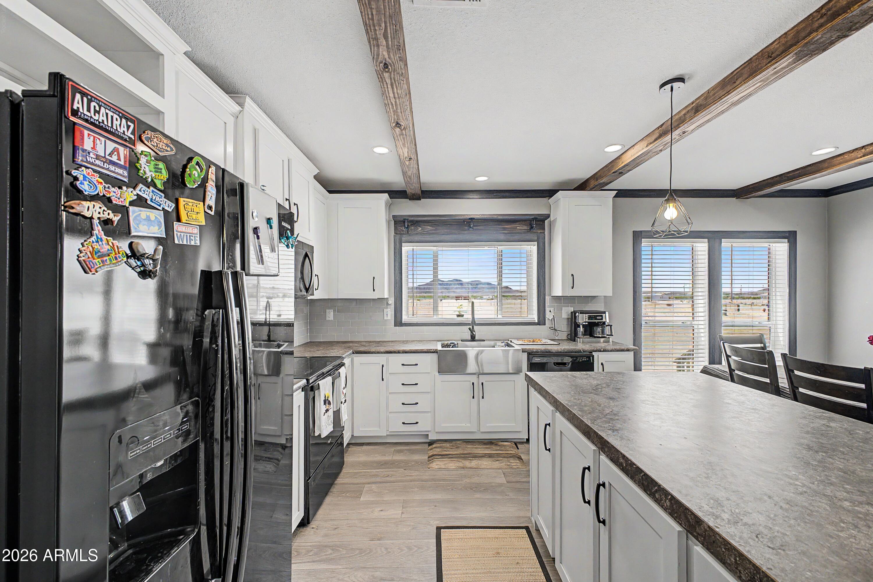 SADDLE VISTA - Residential