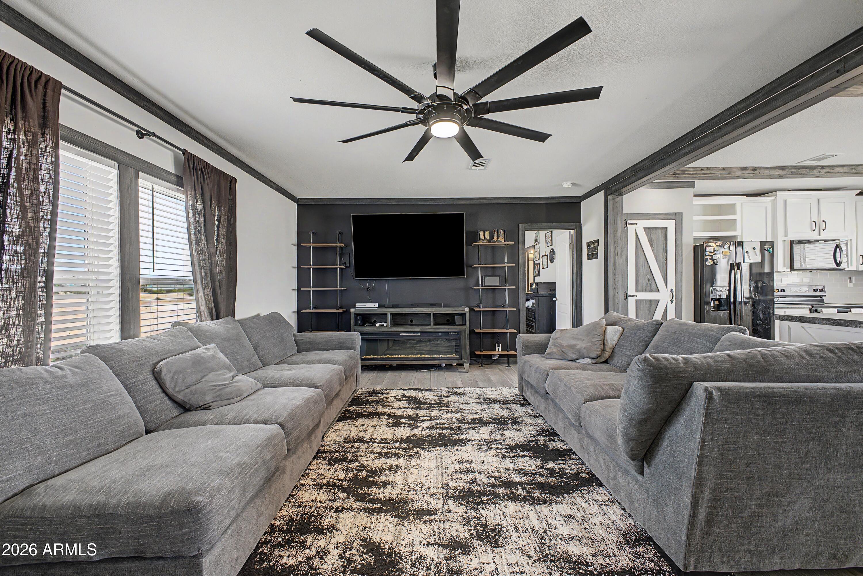 SADDLE VISTA - Residential