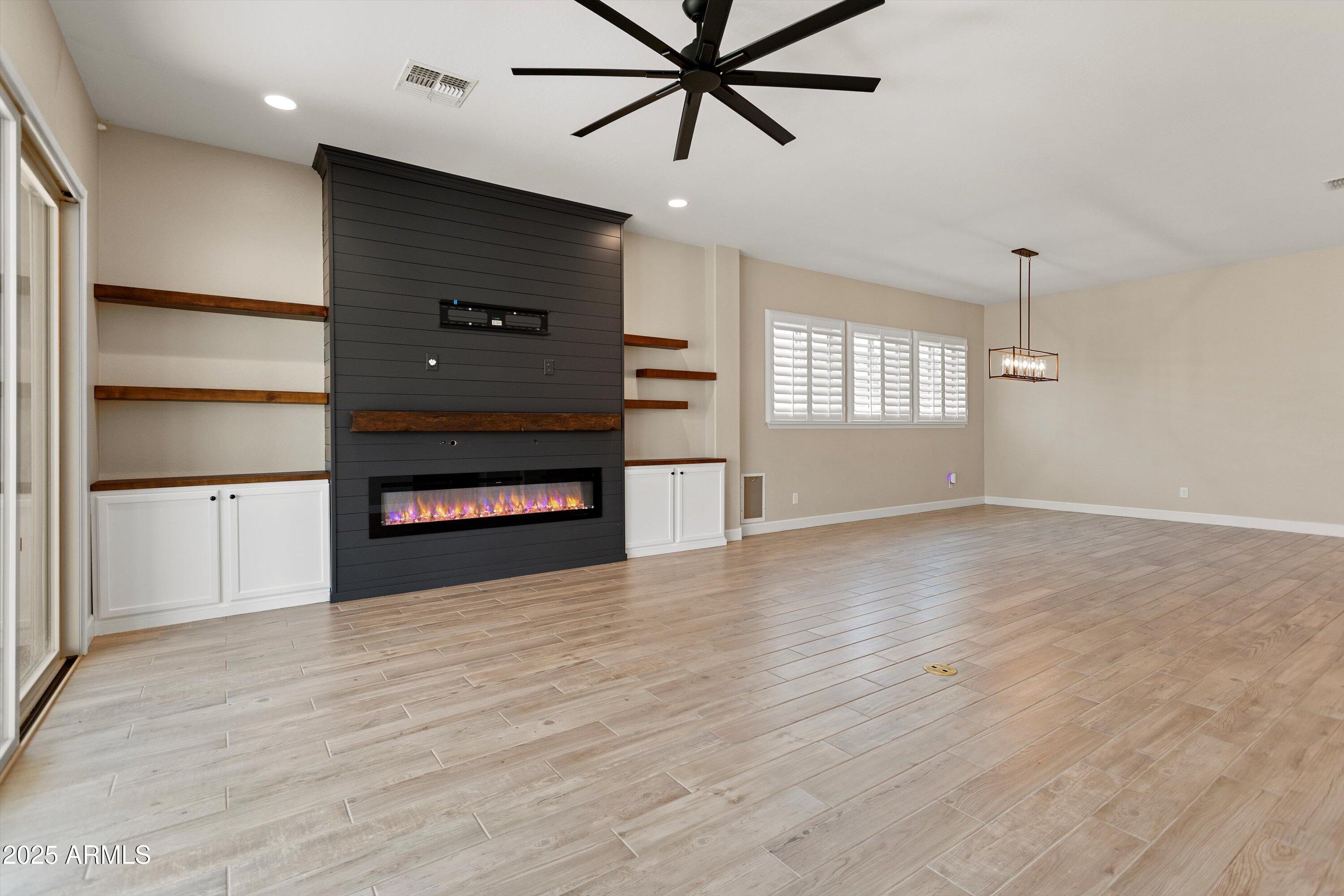 VERRADO HIGHLANDS DISTRICT PHASE 1 - Residential