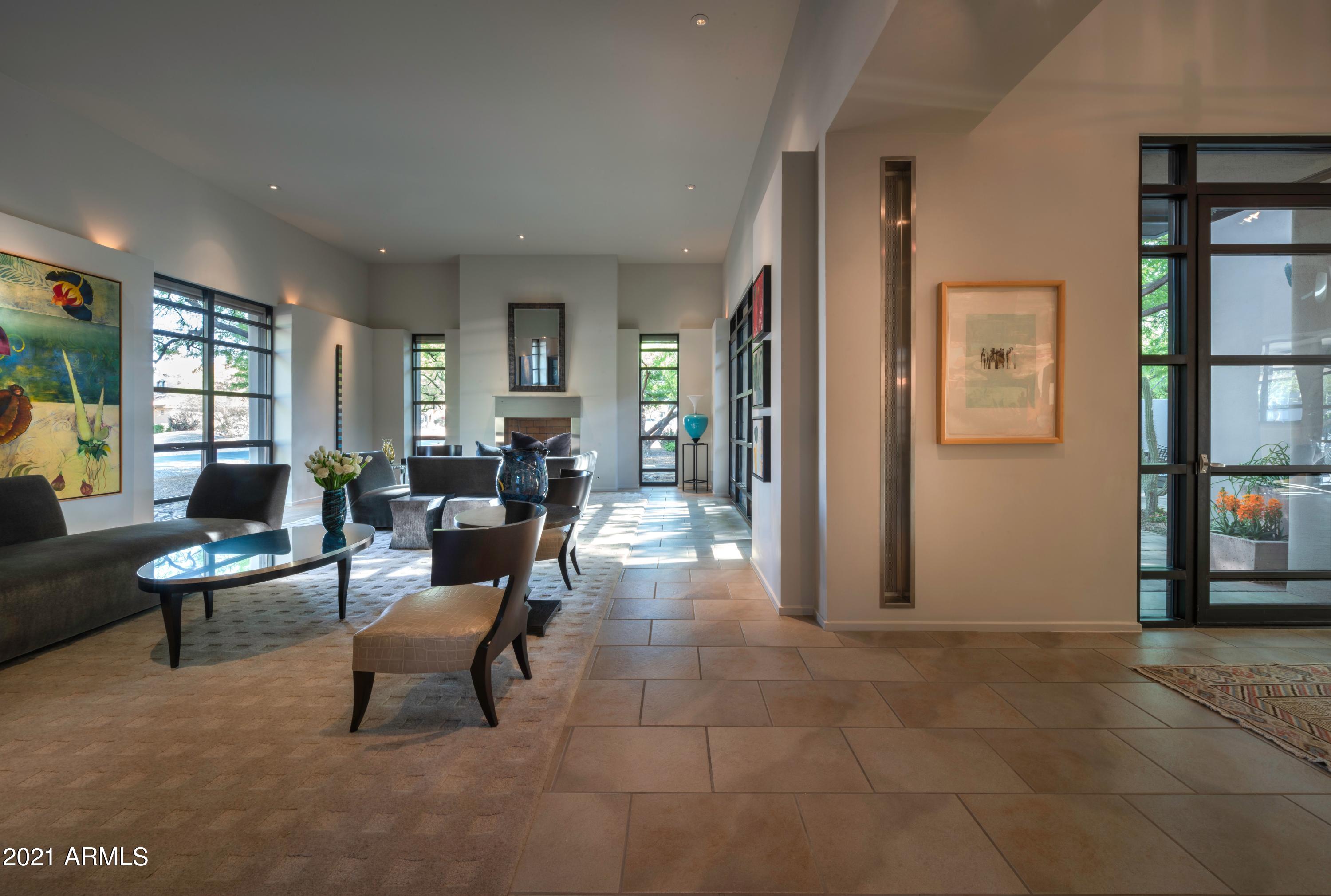 LA VISTA - Residential